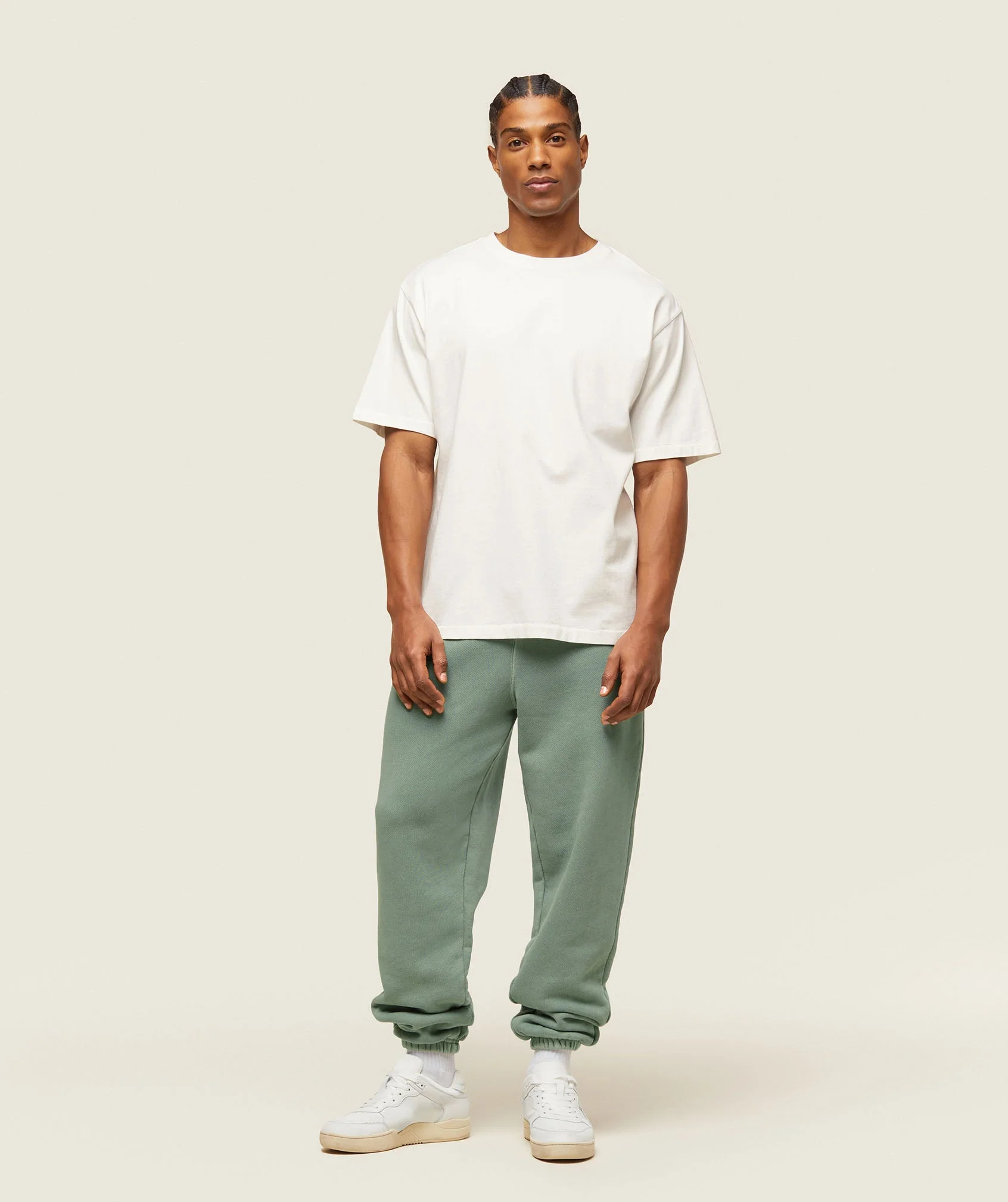 Gymshark everywear Relaxed T-Shirt - Soft White - Image 2