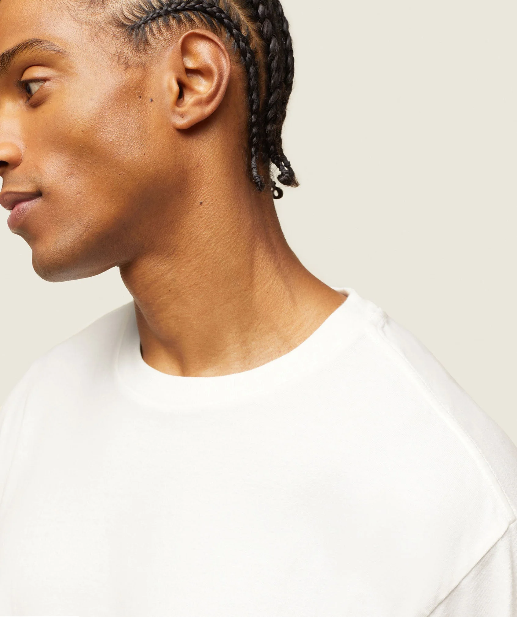 Gymshark everywear Relaxed T-Shirt - Soft White - Image 5