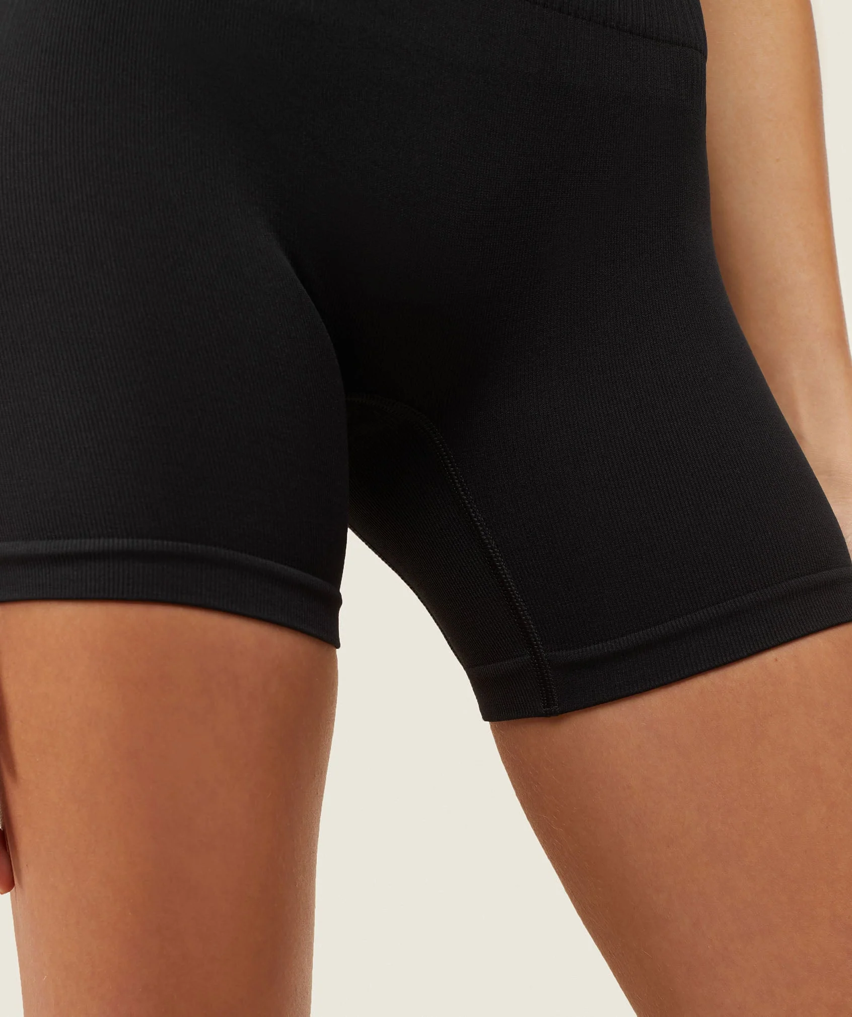 Gymshark everywear Seamless Cycling Shorts - Black - Image 5