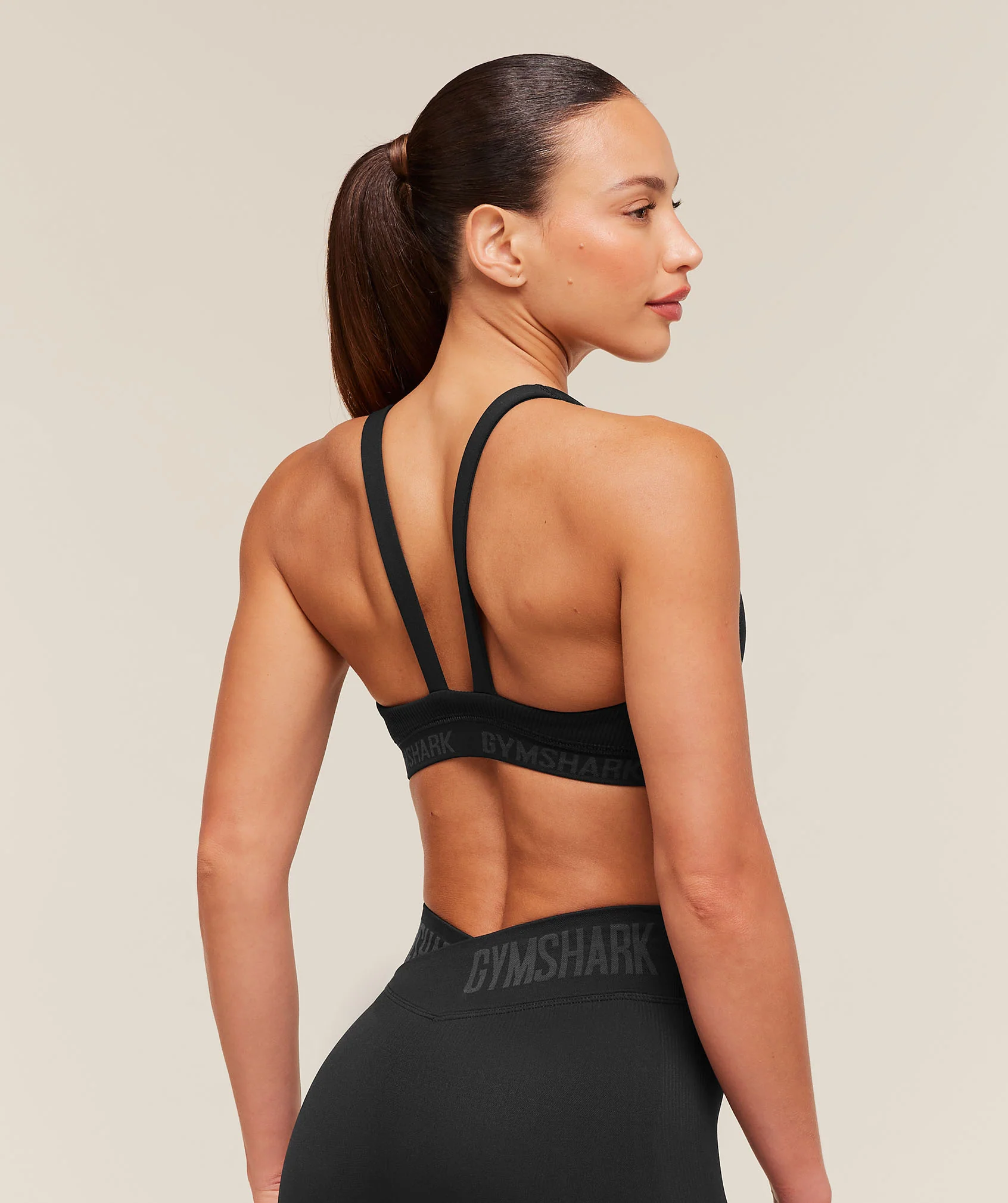 Gymshark Flex V4 Sports Bra - Black - Image 2