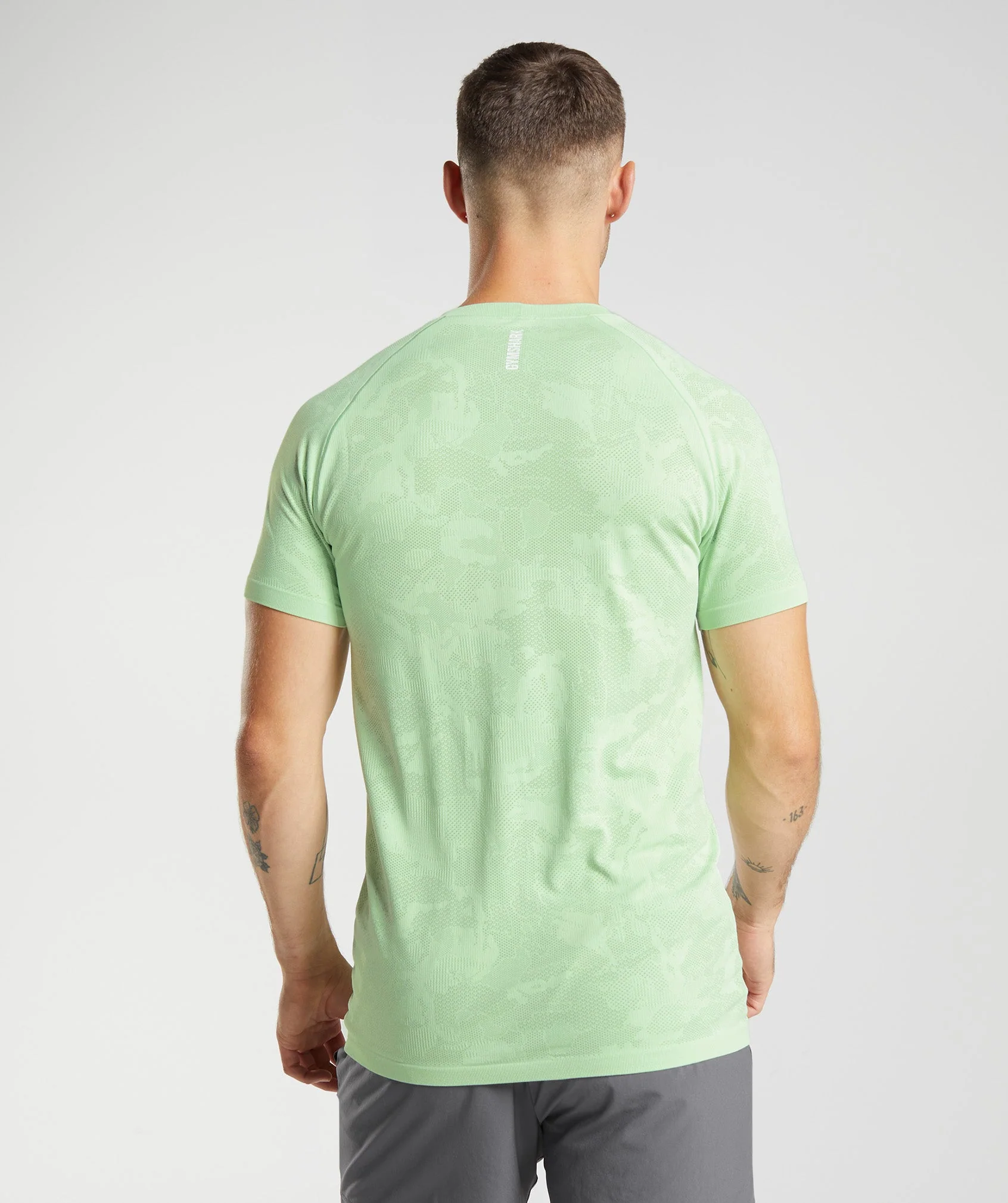 Gymshark Geo Seamless T-Shirt - Aloe Green/Tea Green - Image 2