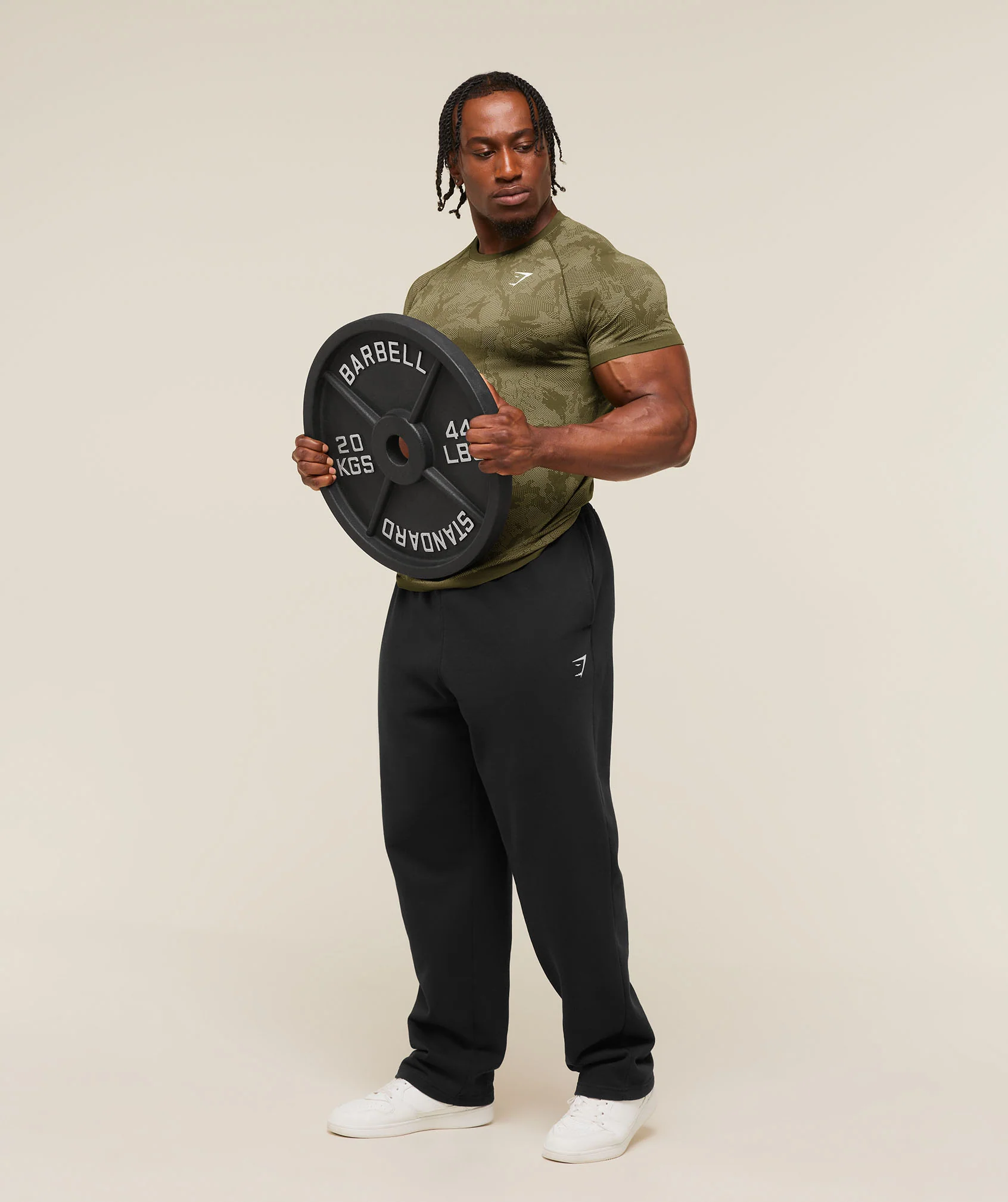 Gymshark Geo Seamless T-Shirt - Canvas Green/Chalk Beige - Image 6