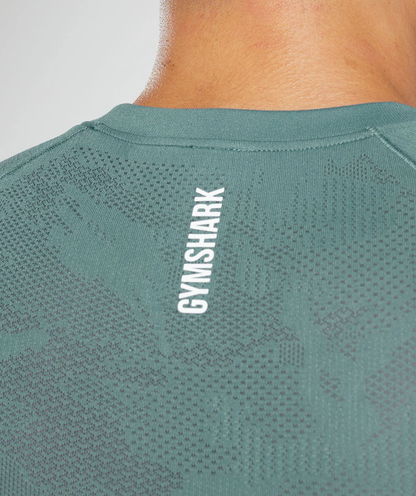 Gymshark Geo Seamless T-Shirt - Thunder Blue/Cosmic Grey - Image 4