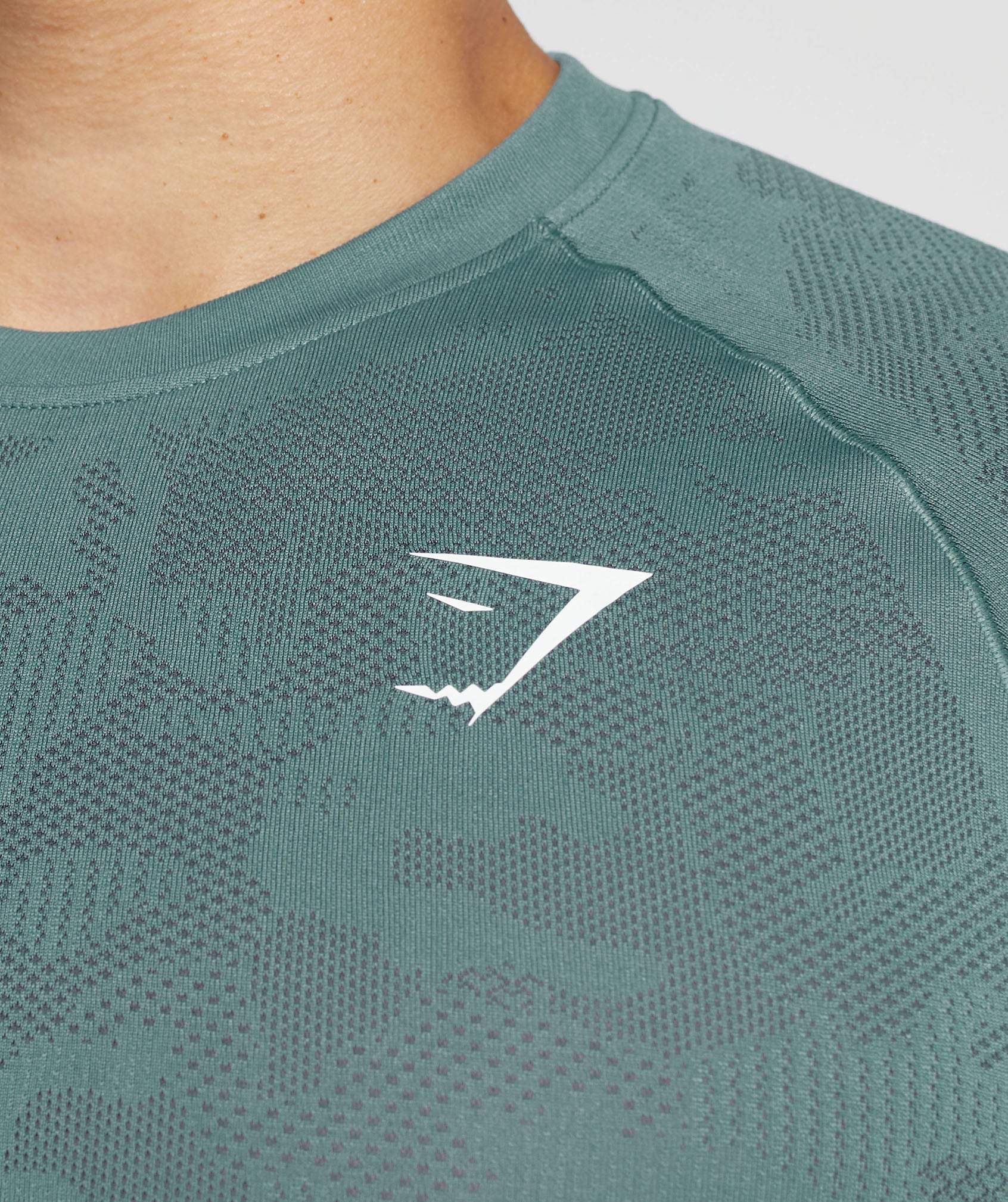 Gymshark Geo Seamless T-Shirt - Thunder Blue/Cosmic Grey - Image 5