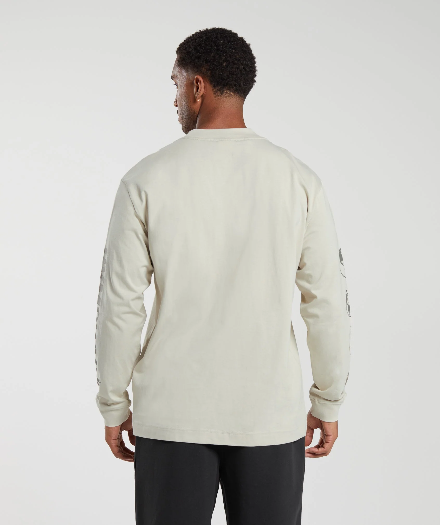 Gymshark Global Graphic Long Sleeve T-Shirt - Pebble Grey - Image 2