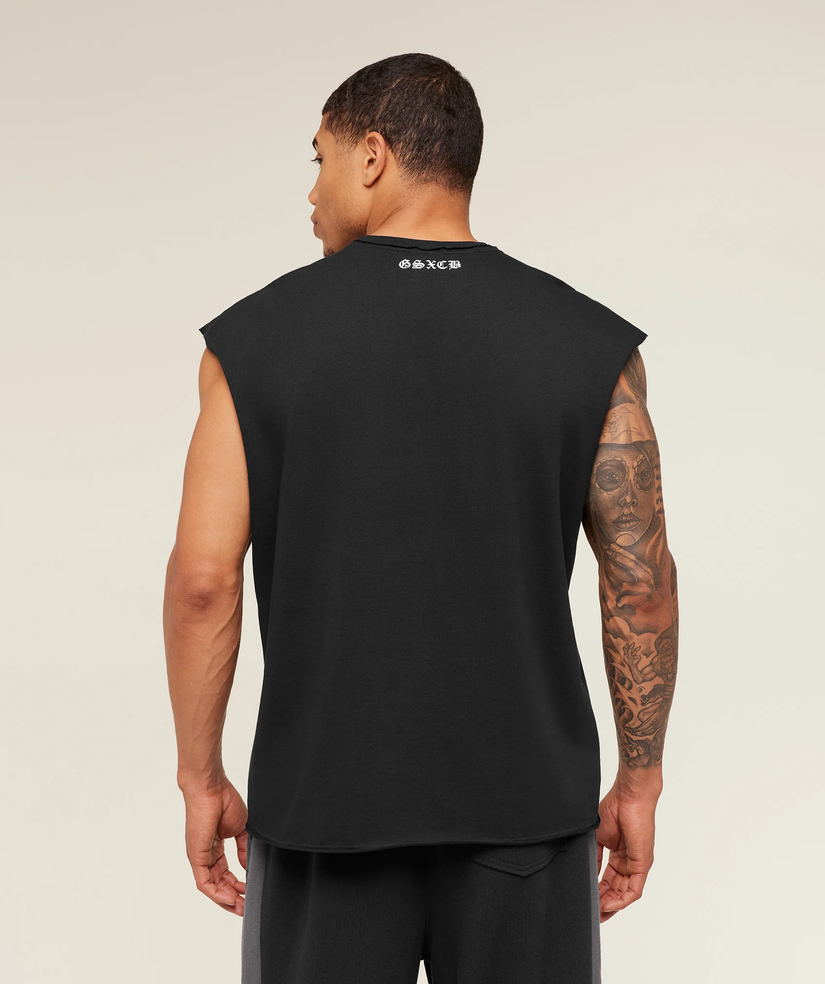 Gymshark x Carlos Belcast Cut off Tee - GS Black - Image 4