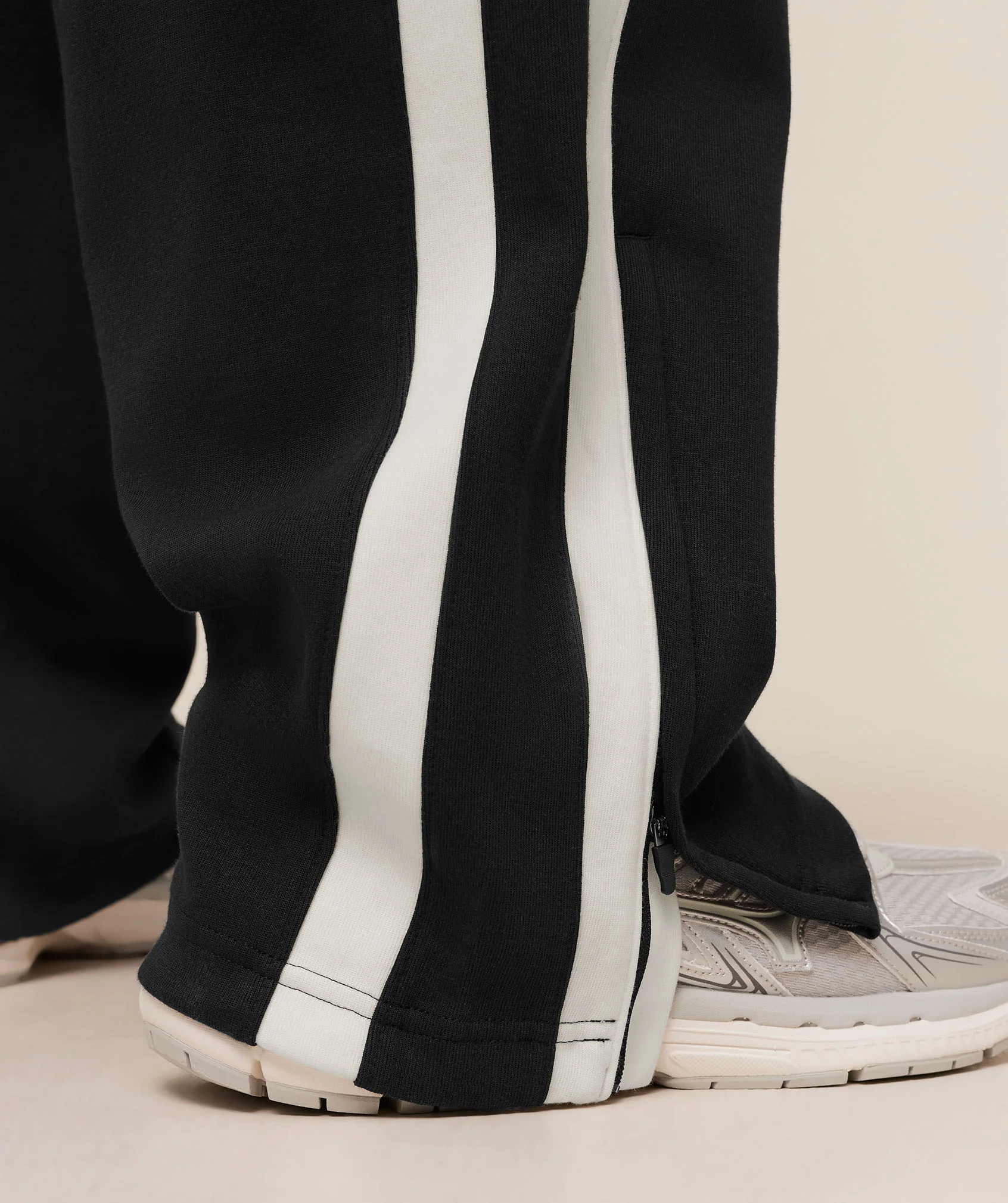 Gymshark x CBUM Straight Leg Jogger - Black - Image 10