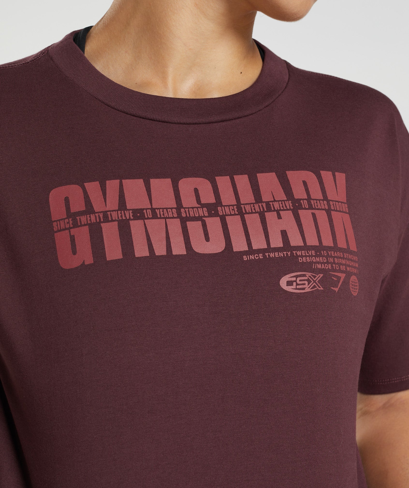 Gymshark GS10 Year Midi Top - Baked Maroon - Image 3