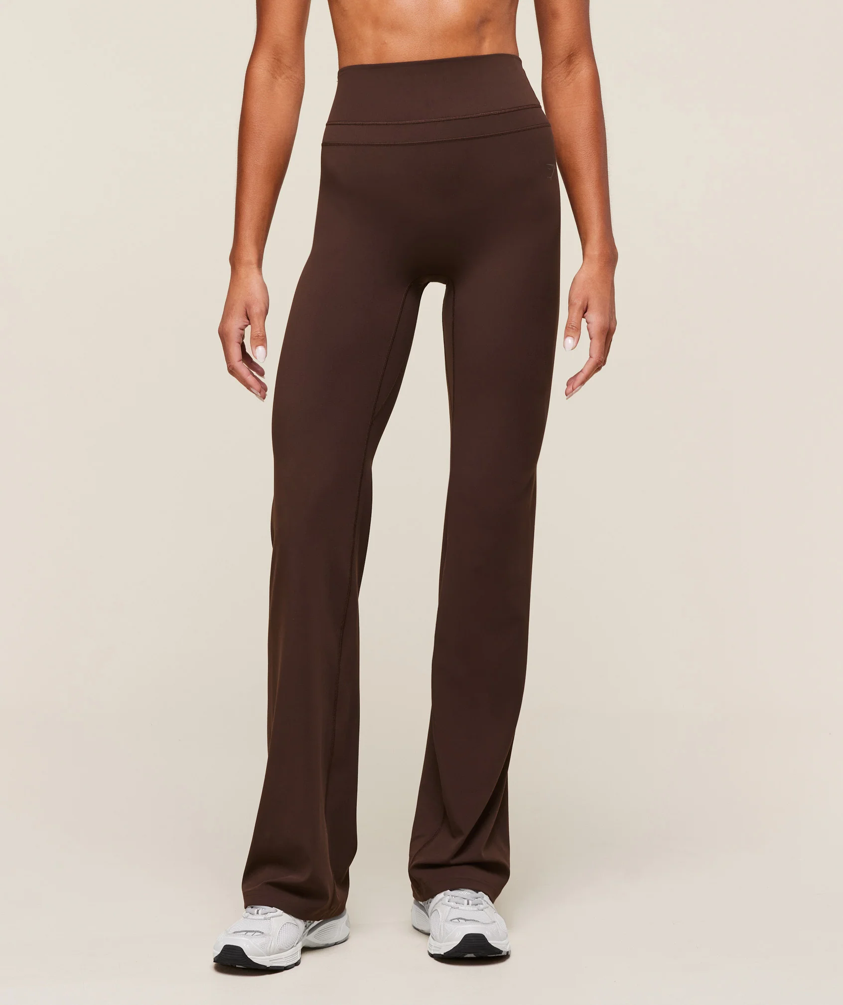 Gymshark Whitney Tall Flared Legging - Depth Brown