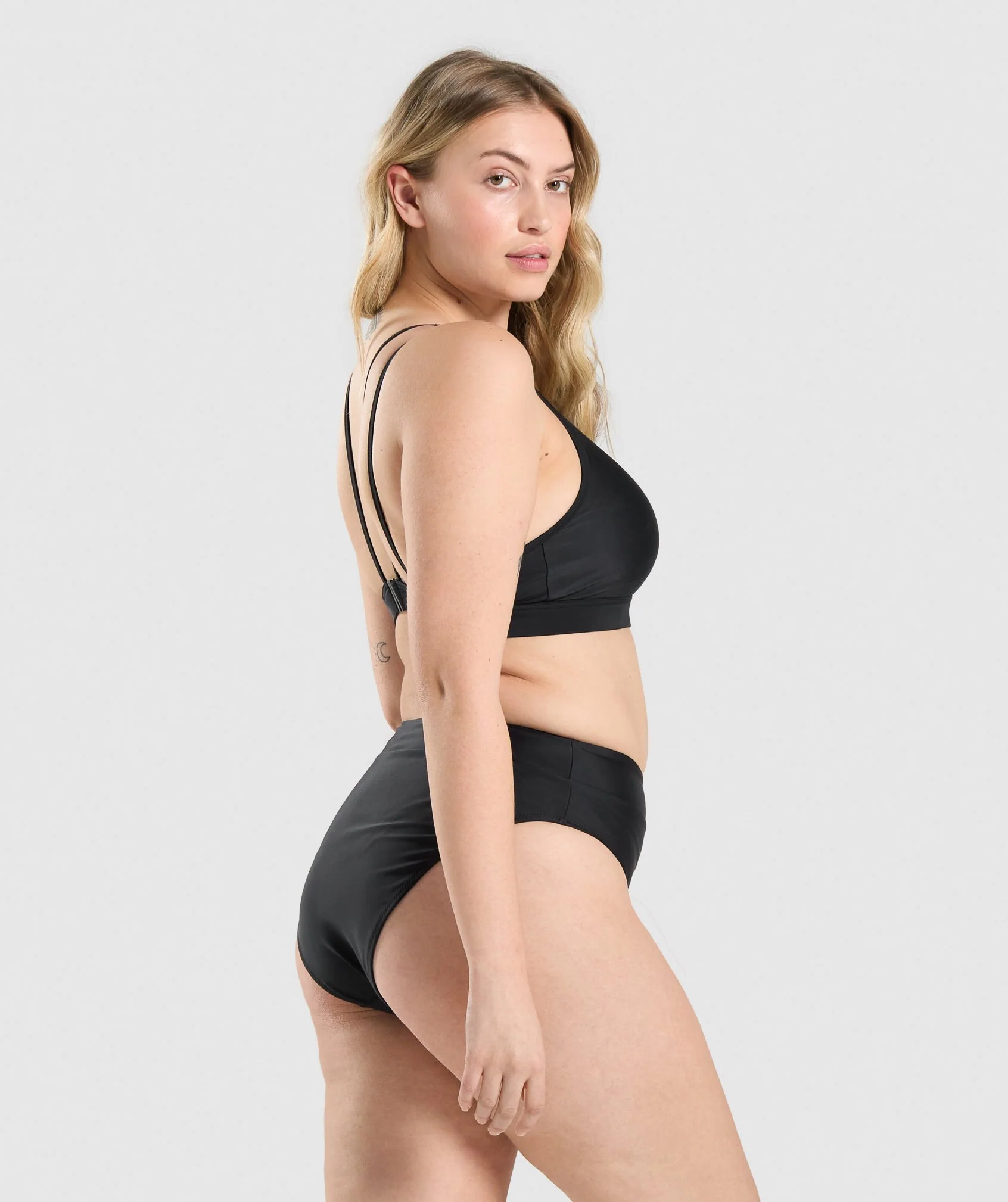 Gymshark High Rise Bikini Top - Black - Image 2