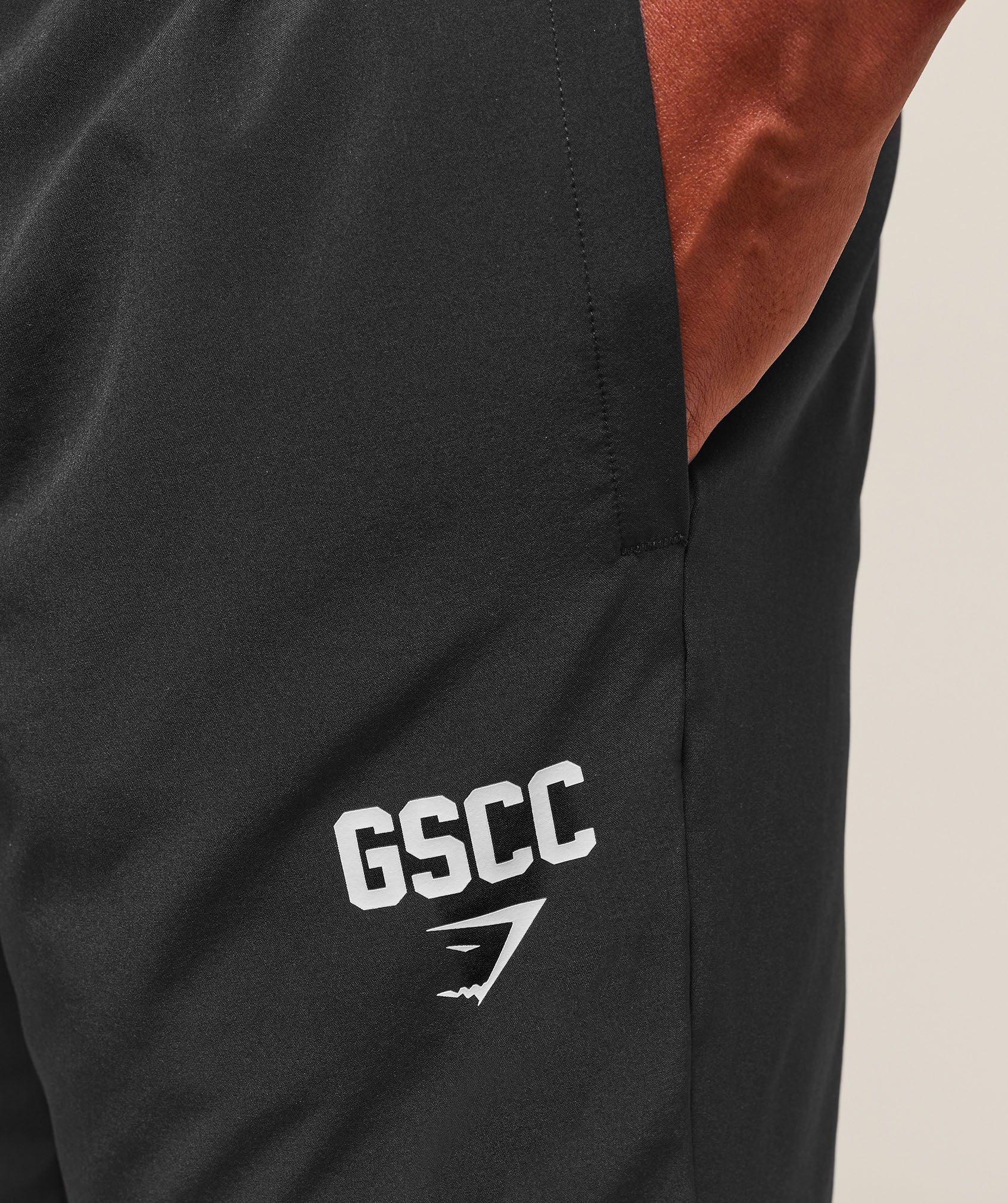 Gymshark Hybrid Athlete Woven Joggers - Black - Image 7