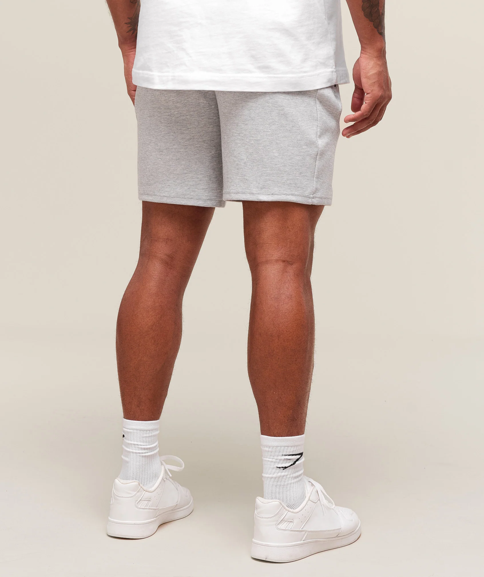 Gymshark Interlock Tech 6" Shorts - Light Grey Core Marl - Image 2