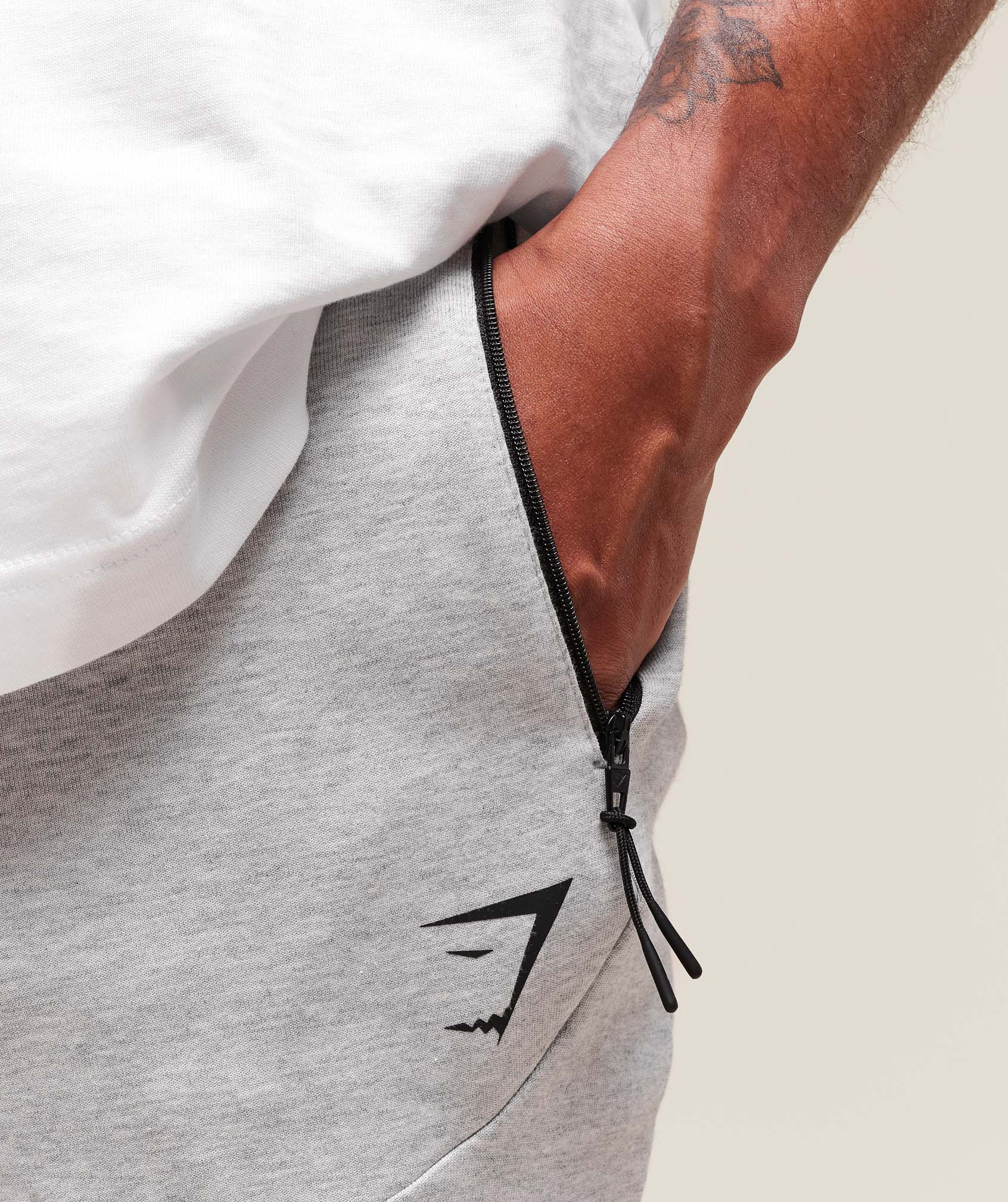 Gymshark Interlock Tech 6" Shorts - Light Grey Core Marl - Image 4