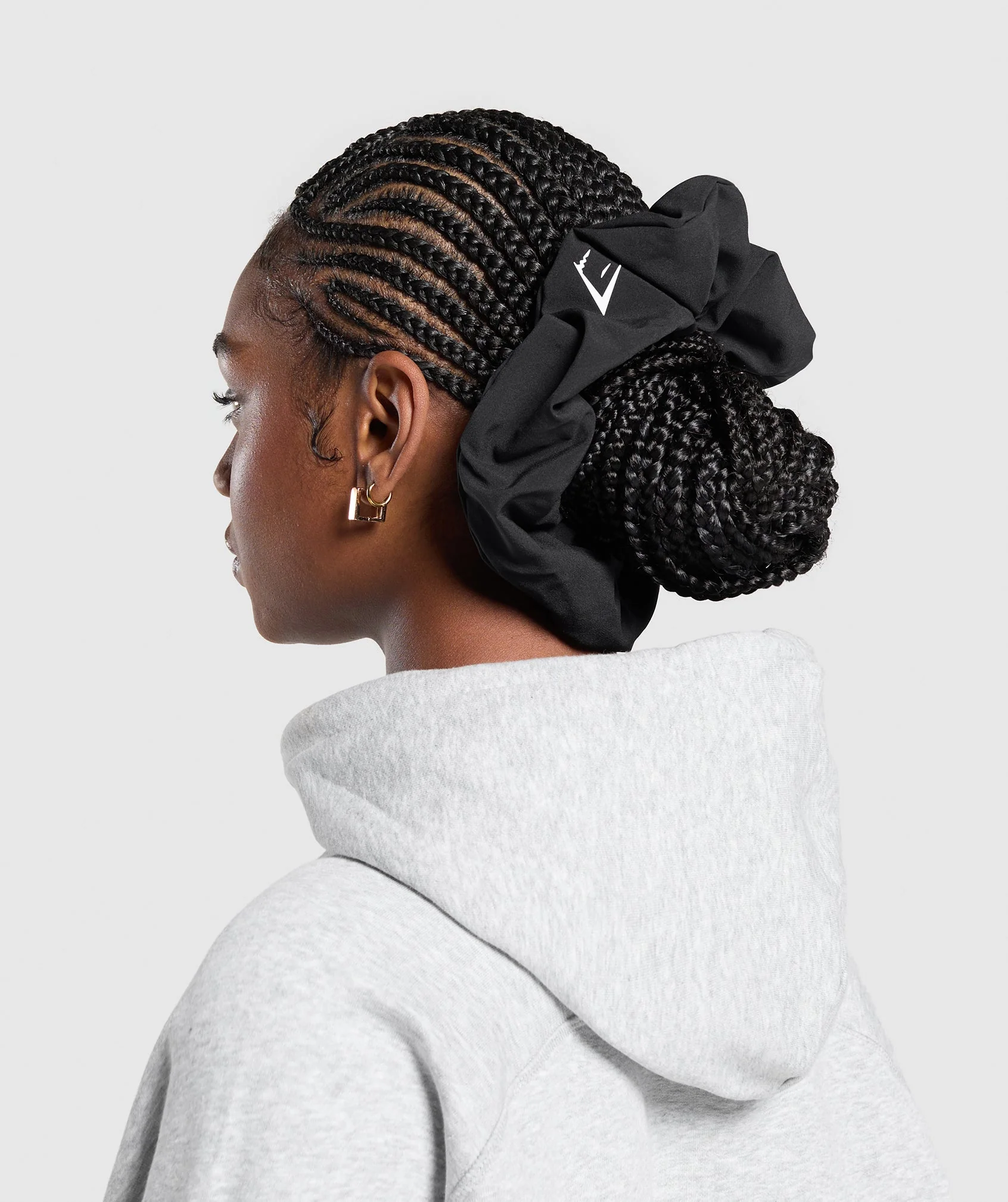 Gymshark Jumbo Scrunchie - Black - Image 2