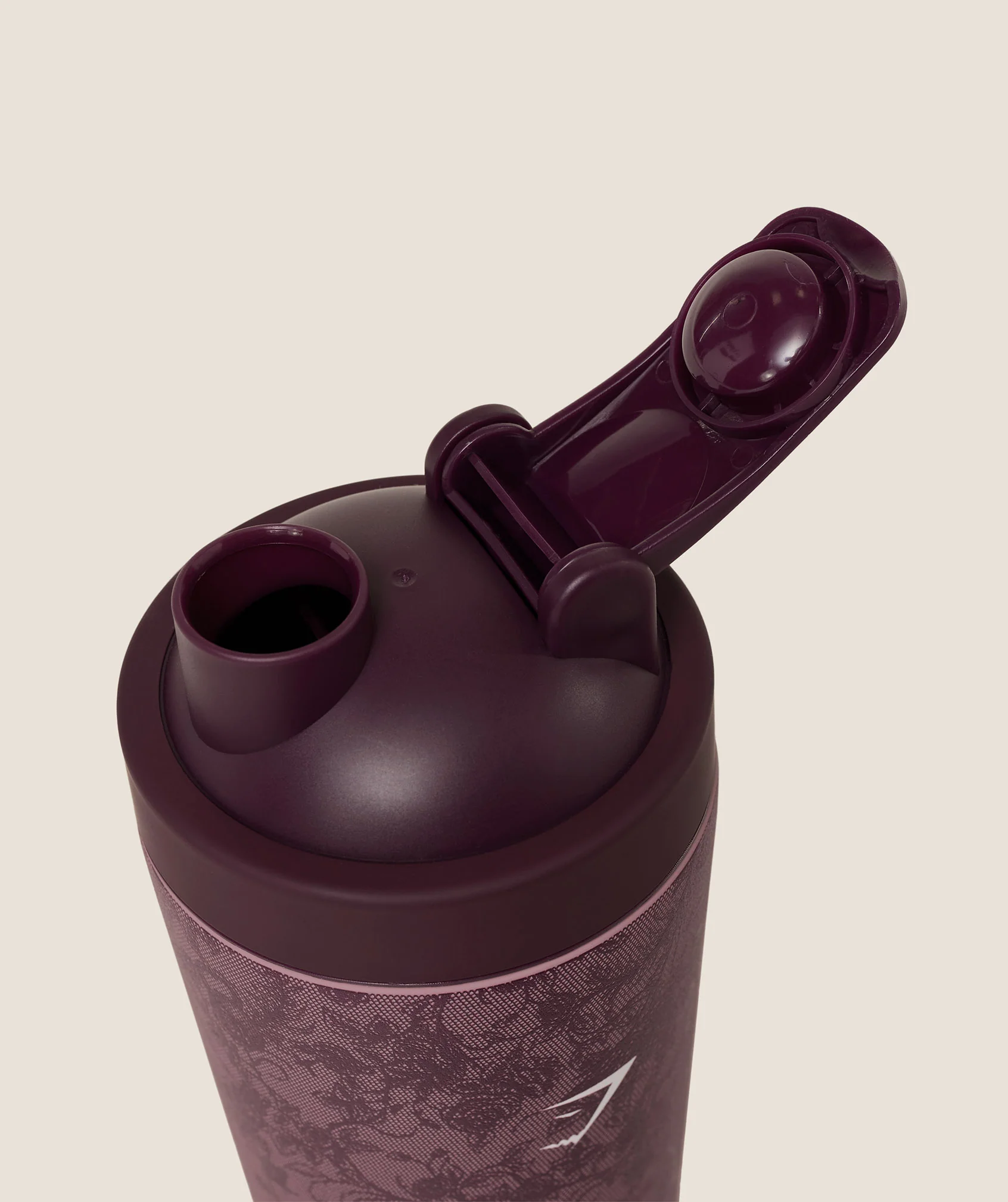 Gymshark Lace Graphic Metal Shaker - Impact Burgundy/Calm Pink - Image 4