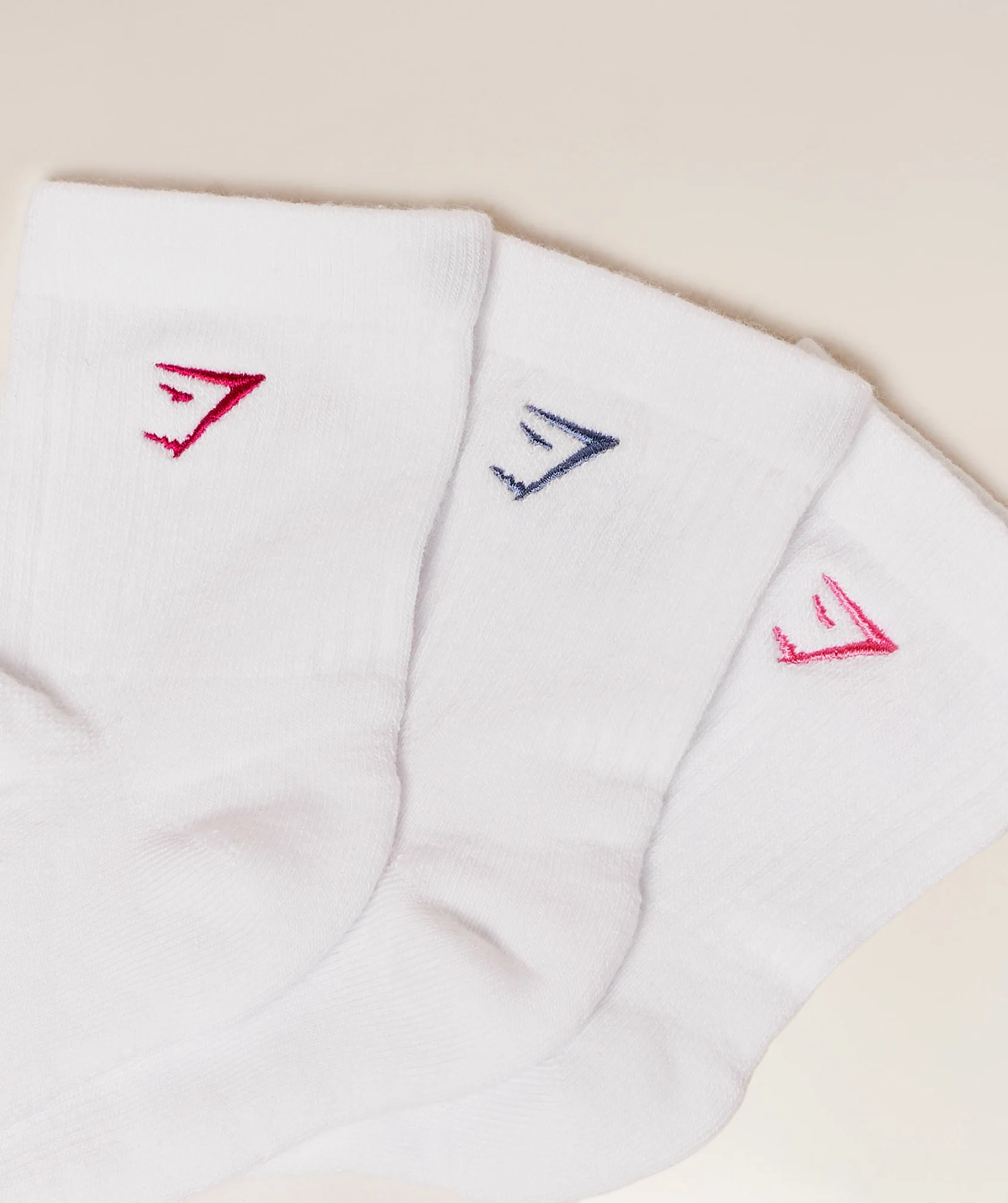Gymshark Lattes and Lunges Multi Graphic Midi 3pk - White - Image 2
