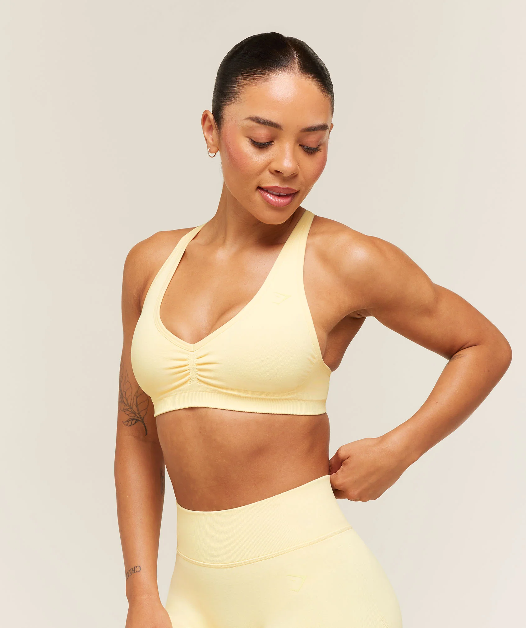 Gymshark Lift Seamless Sports Bra - Butter Yellow - Image 4