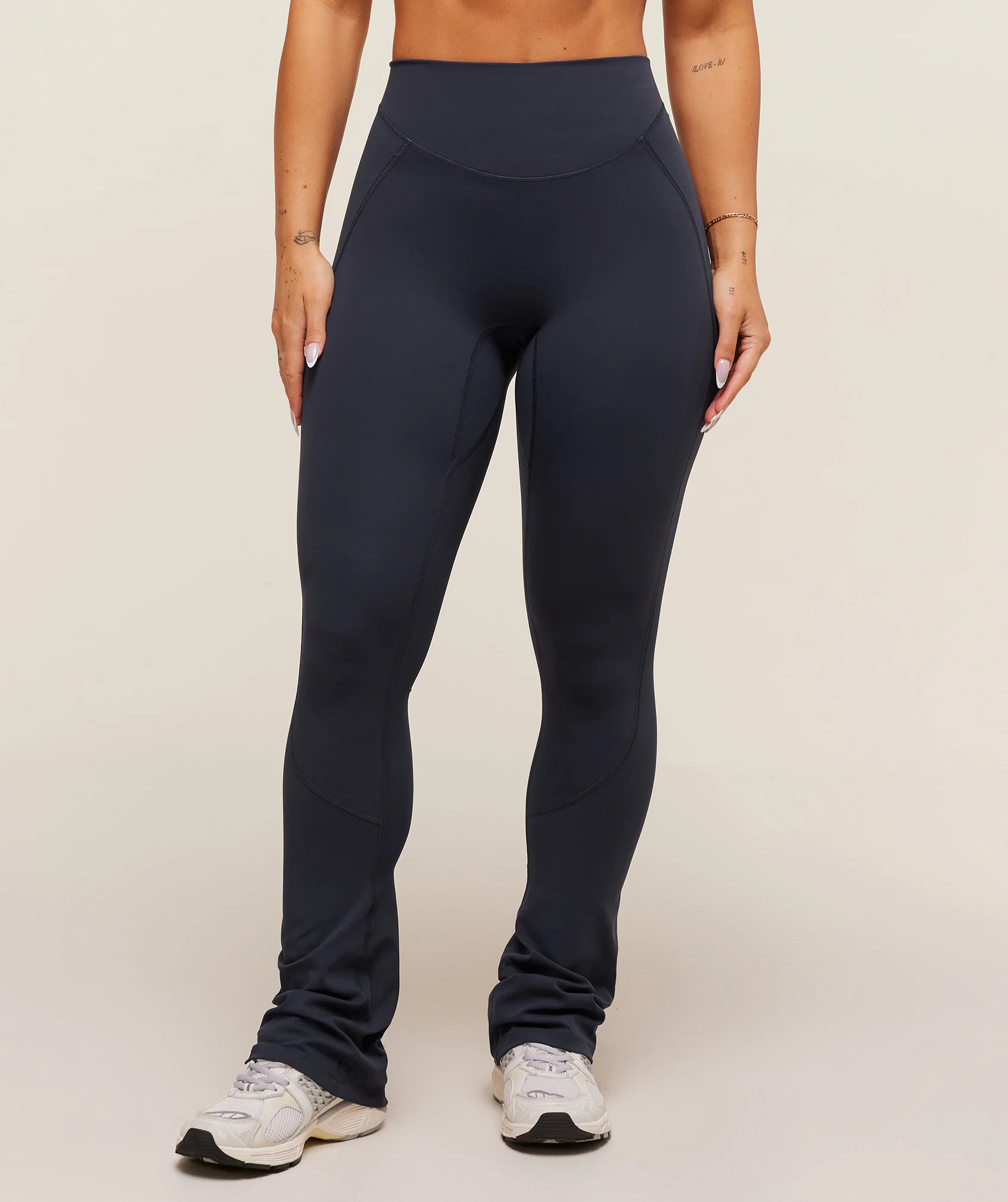Gymshark Lifting Dipped Waistband Flared Leggings - Heavy Blue - Image 3