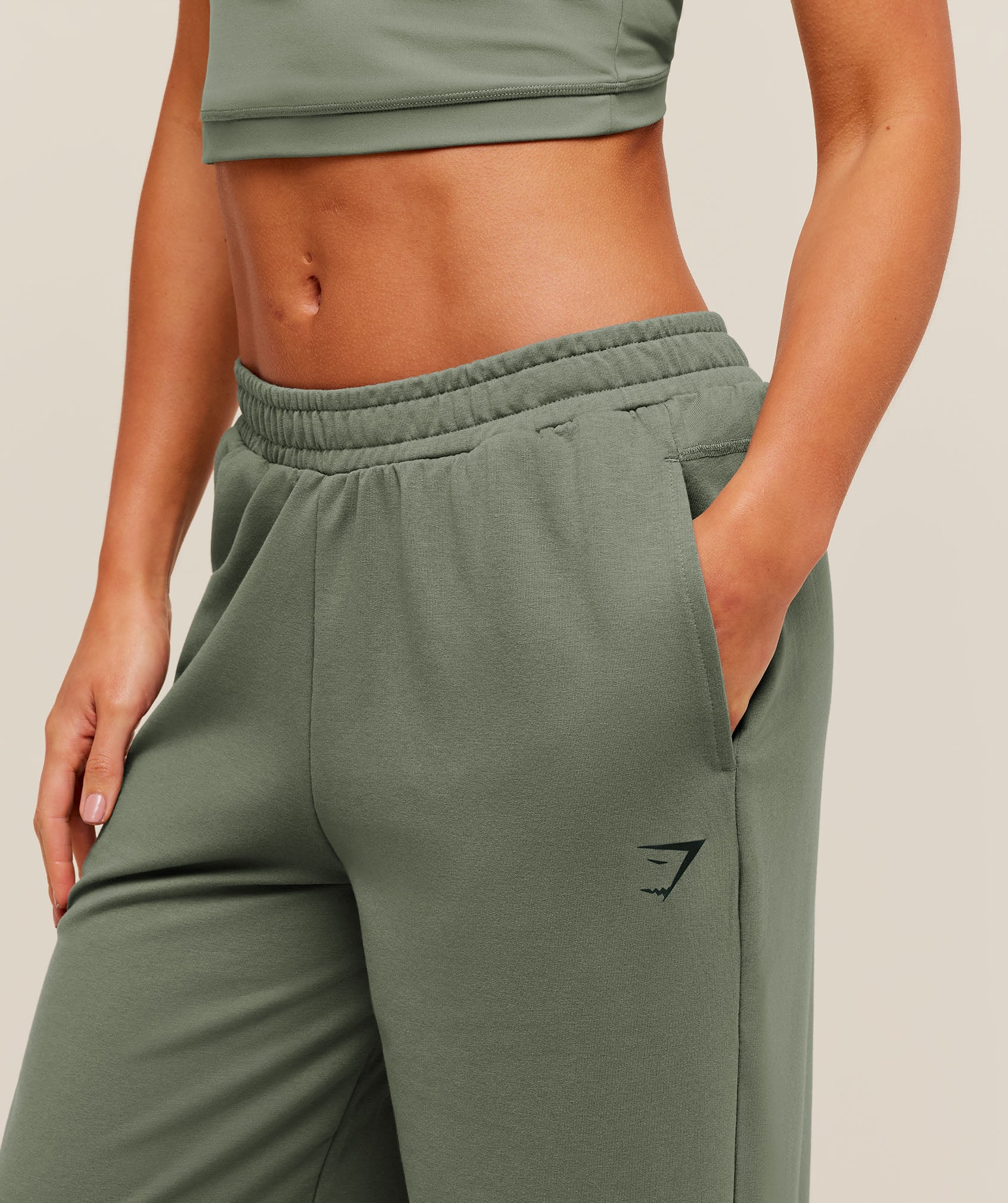 Gymshark Lifting Dipped Waistband Pants - Unit Green - Image 5