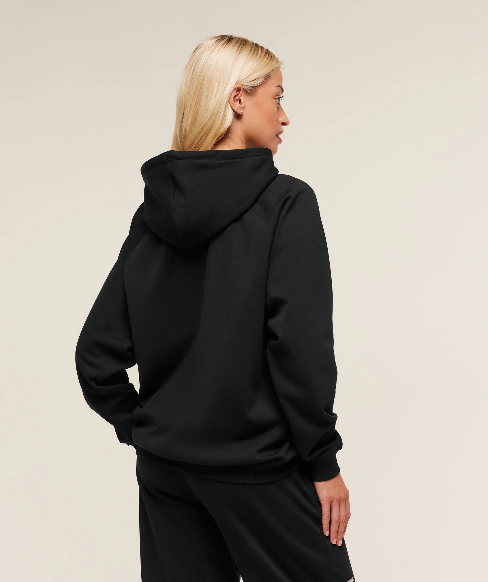 Gymshark Lifting Essentials Hoodie - Black - Image 2