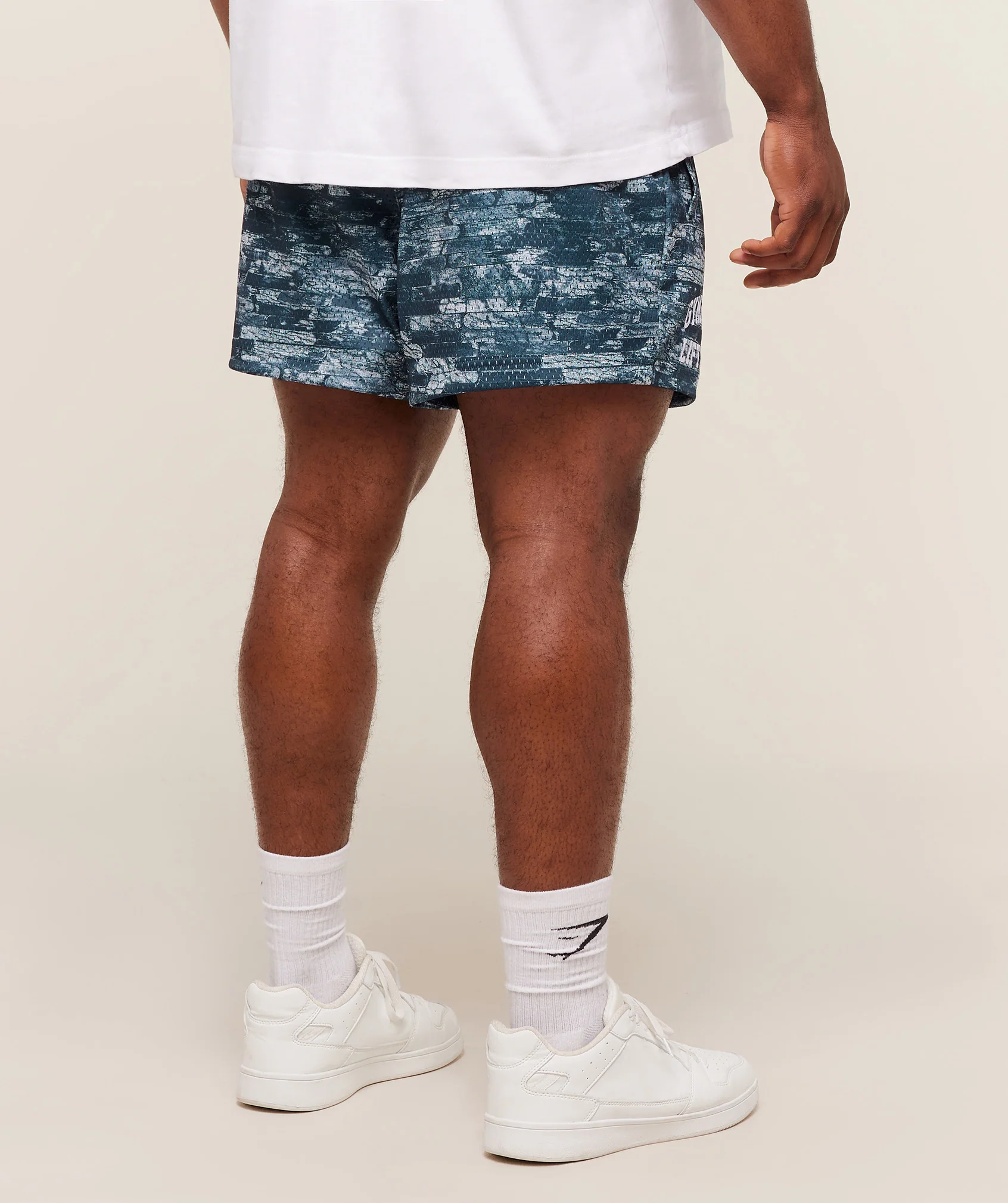 Gymshark Lifting Mesh 5" Shorts - Smoke Blue - Image 2