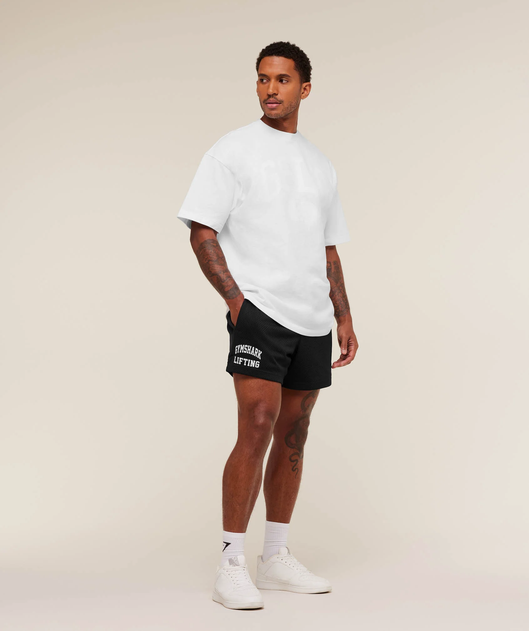 Gymshark Lifting Mesh 7" Shorts - Black - Image 6