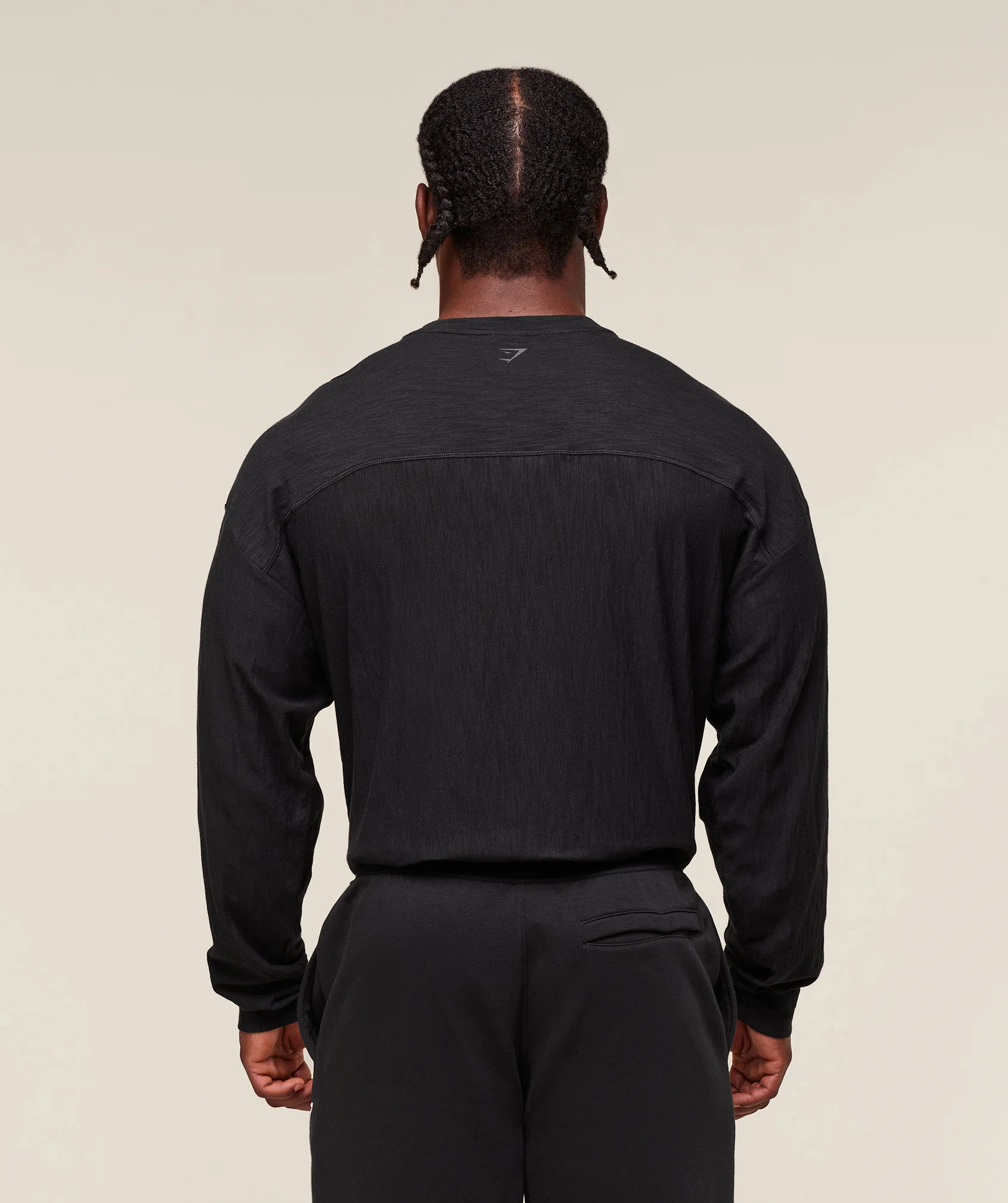 Gymshark Lightweight Slub Textured Lifting Authenticator OS LS T-shirt - Black - Image 2