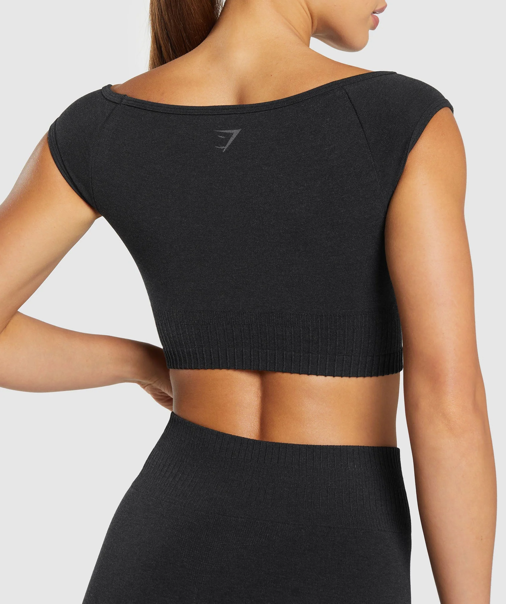 Gymshark Luxe Seamless Boat Neck Crop Top - Coal Marl - Image 5