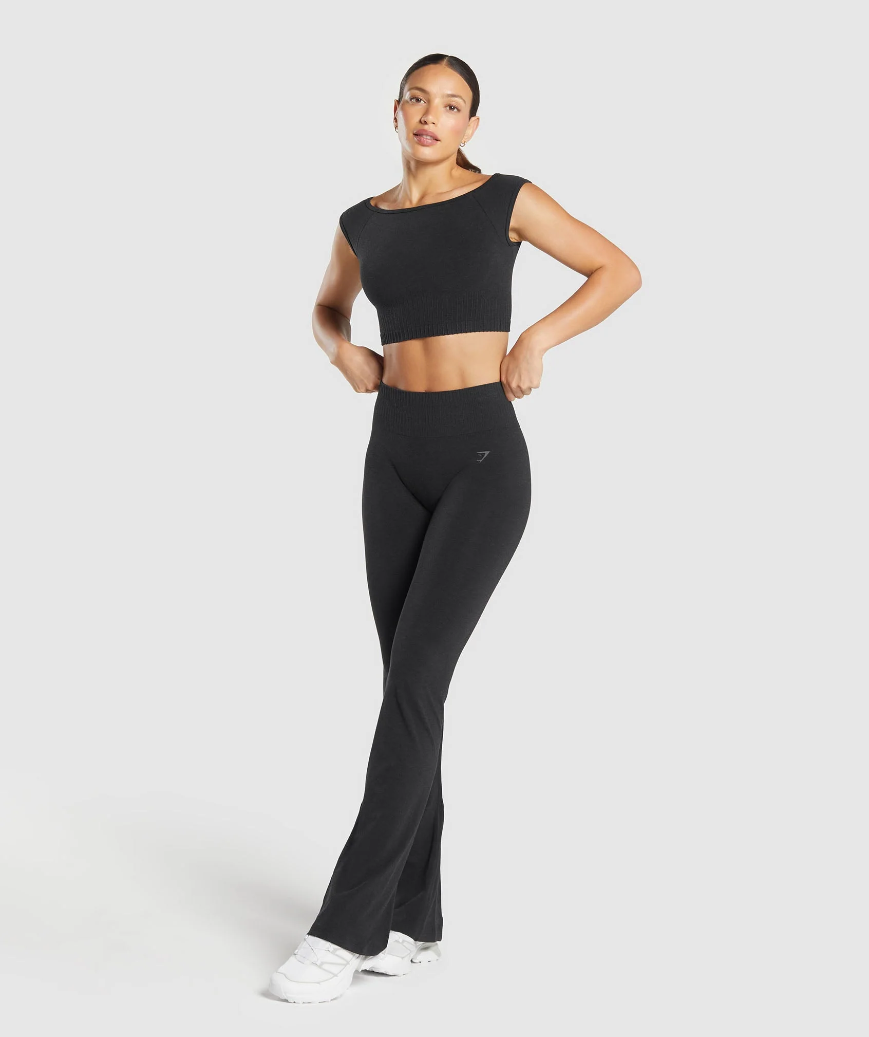 Gymshark Luxe Seamless Flare Leggings - Coal Marl - Image 4