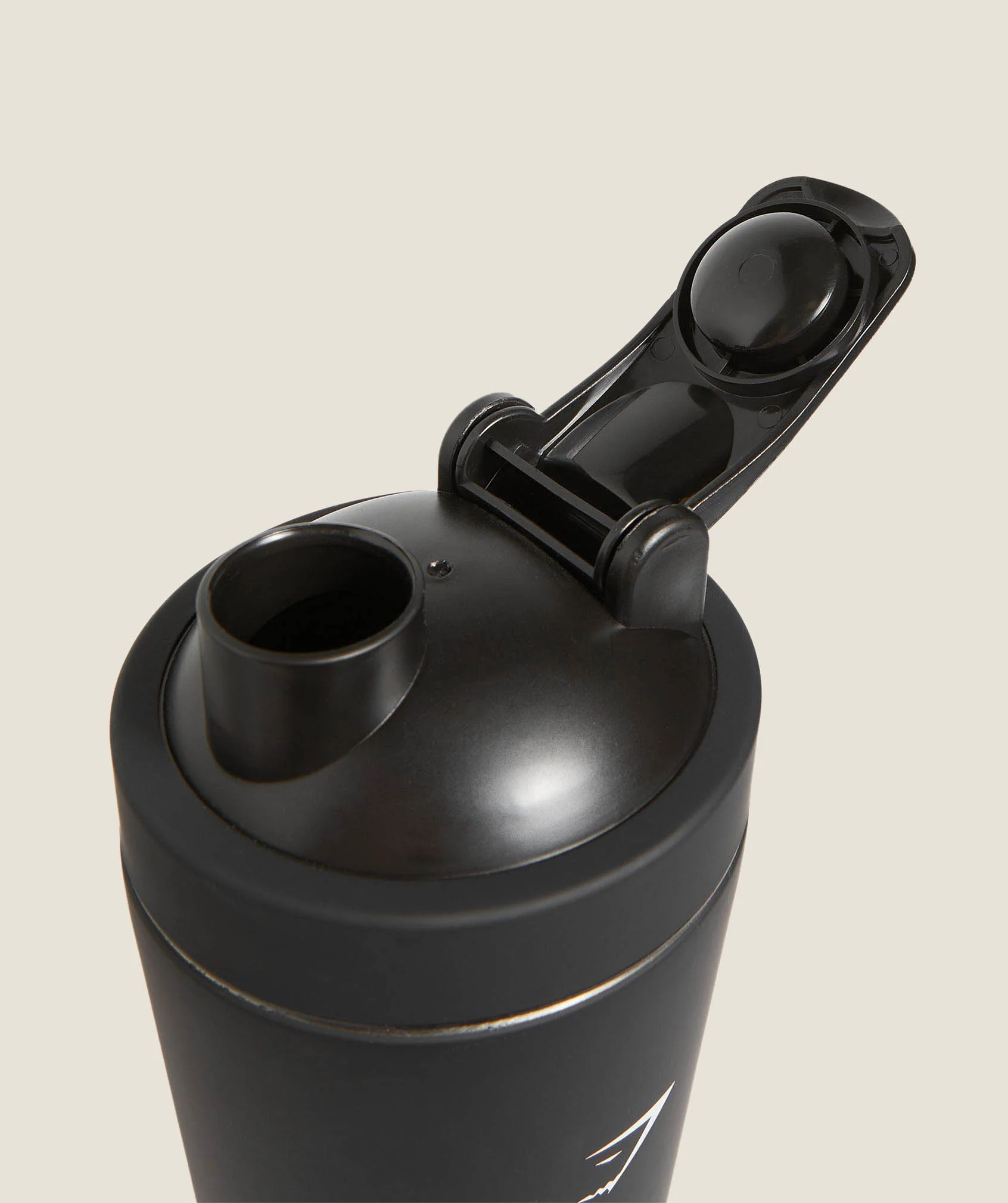 Gymshark Matte Metal Shaker - Black - Image 3