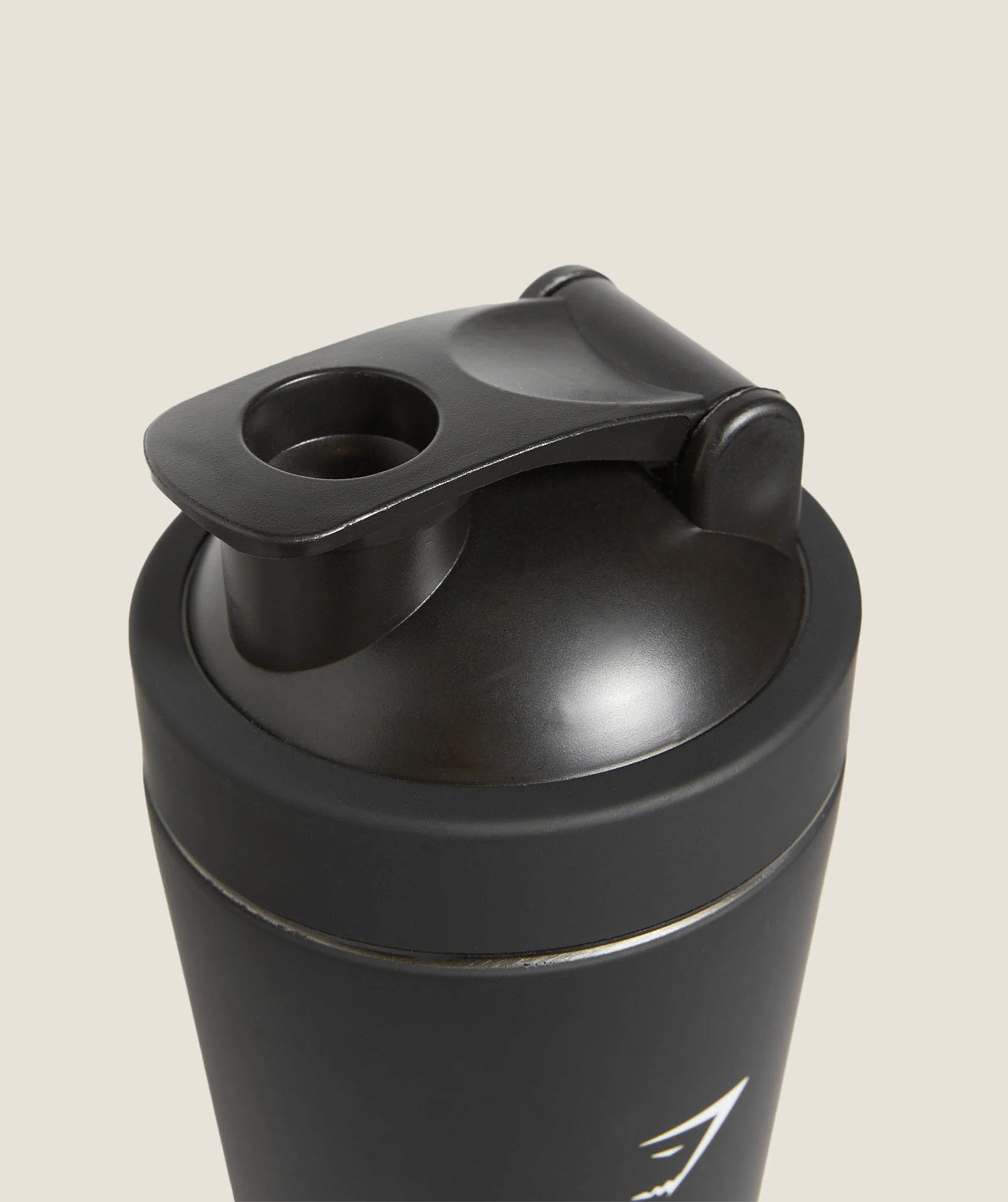 Gymshark Matte Metal Shaker - Black - Image 4