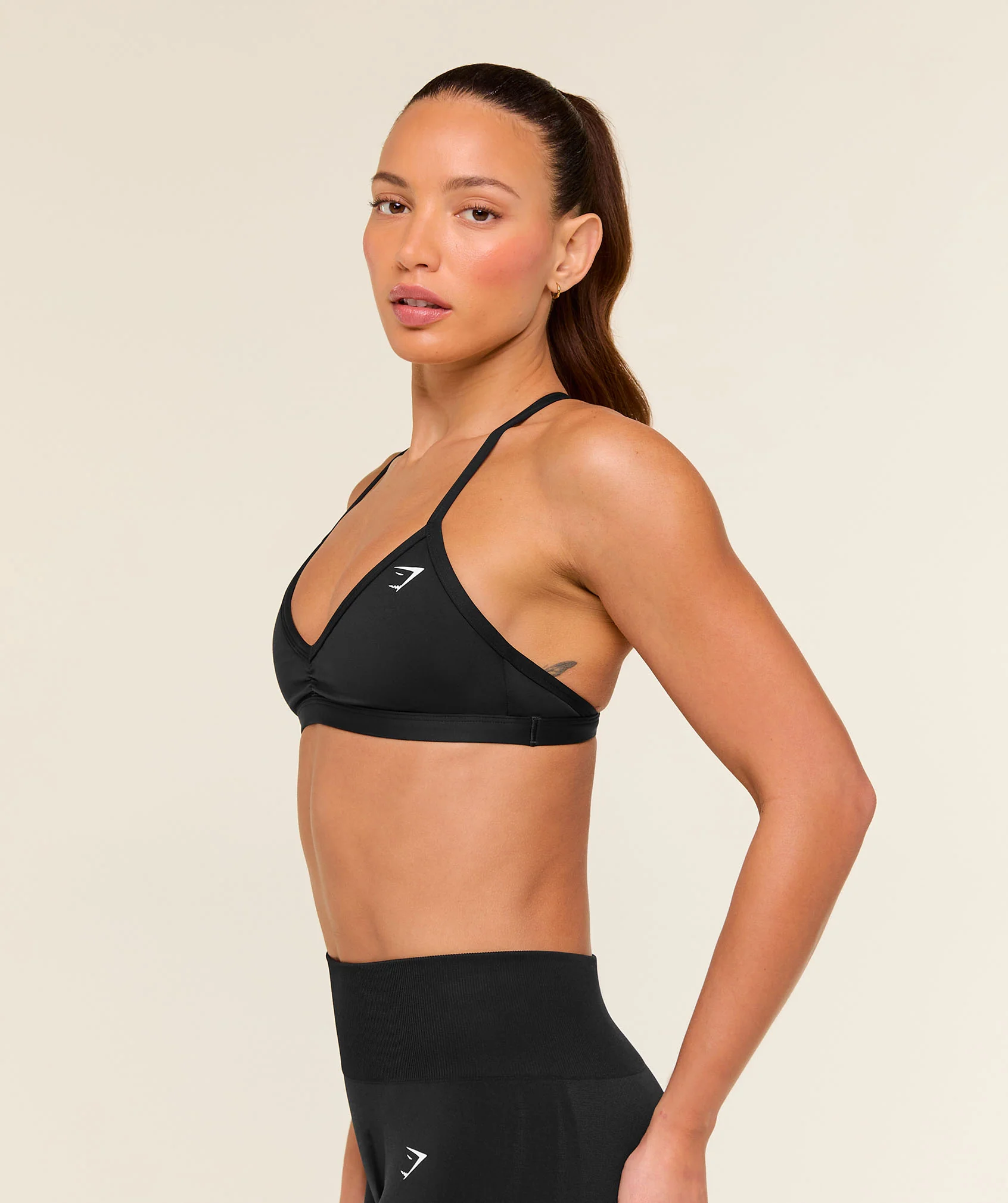 Gymshark Minimal Sports Bra - Black - Image 3