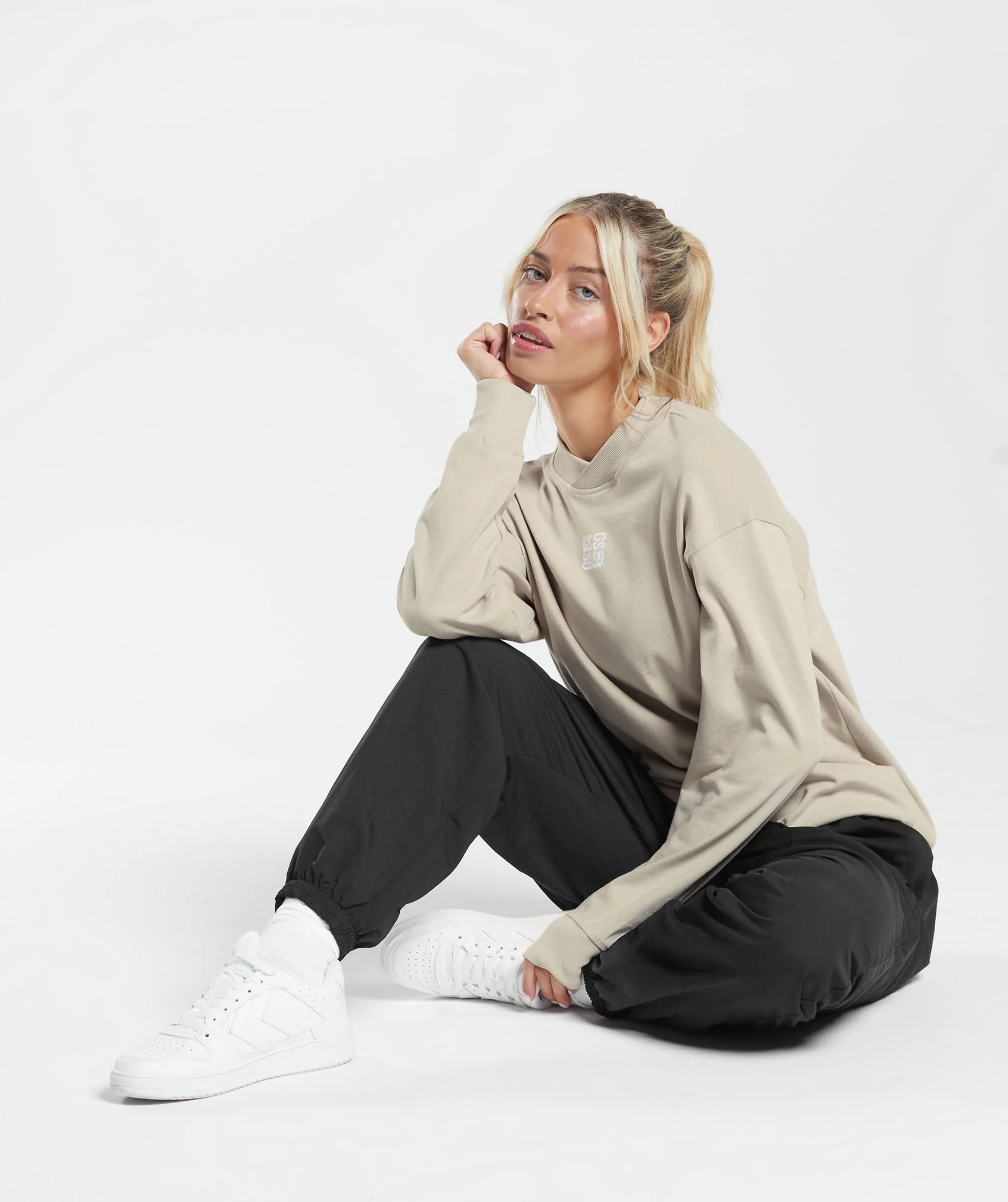 Gymshark Monogram Oversized Long Sleeve Top - Grey - Image 5