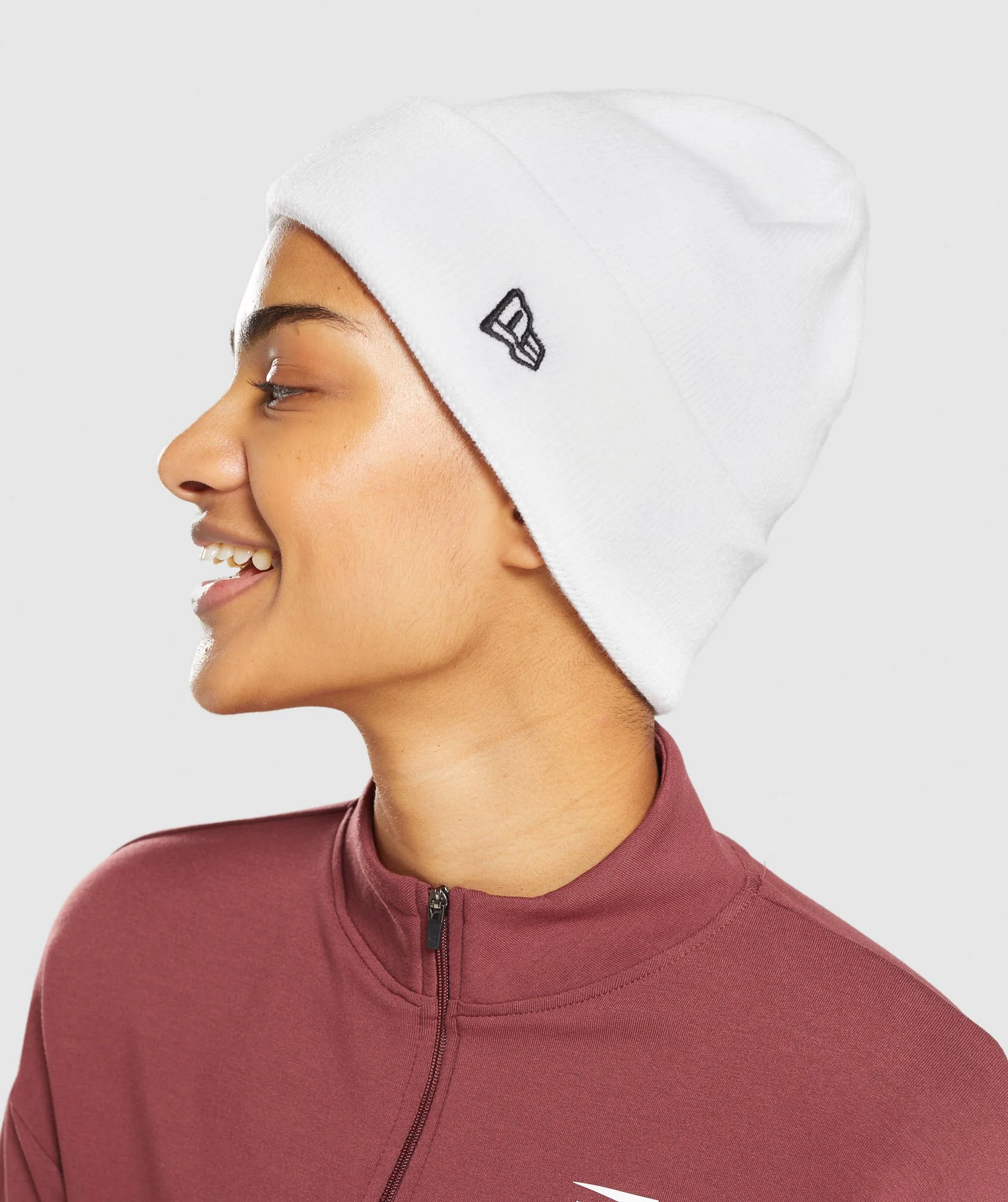 Gymshark New Era Sharkhead Cuff Knit - White - Image 4