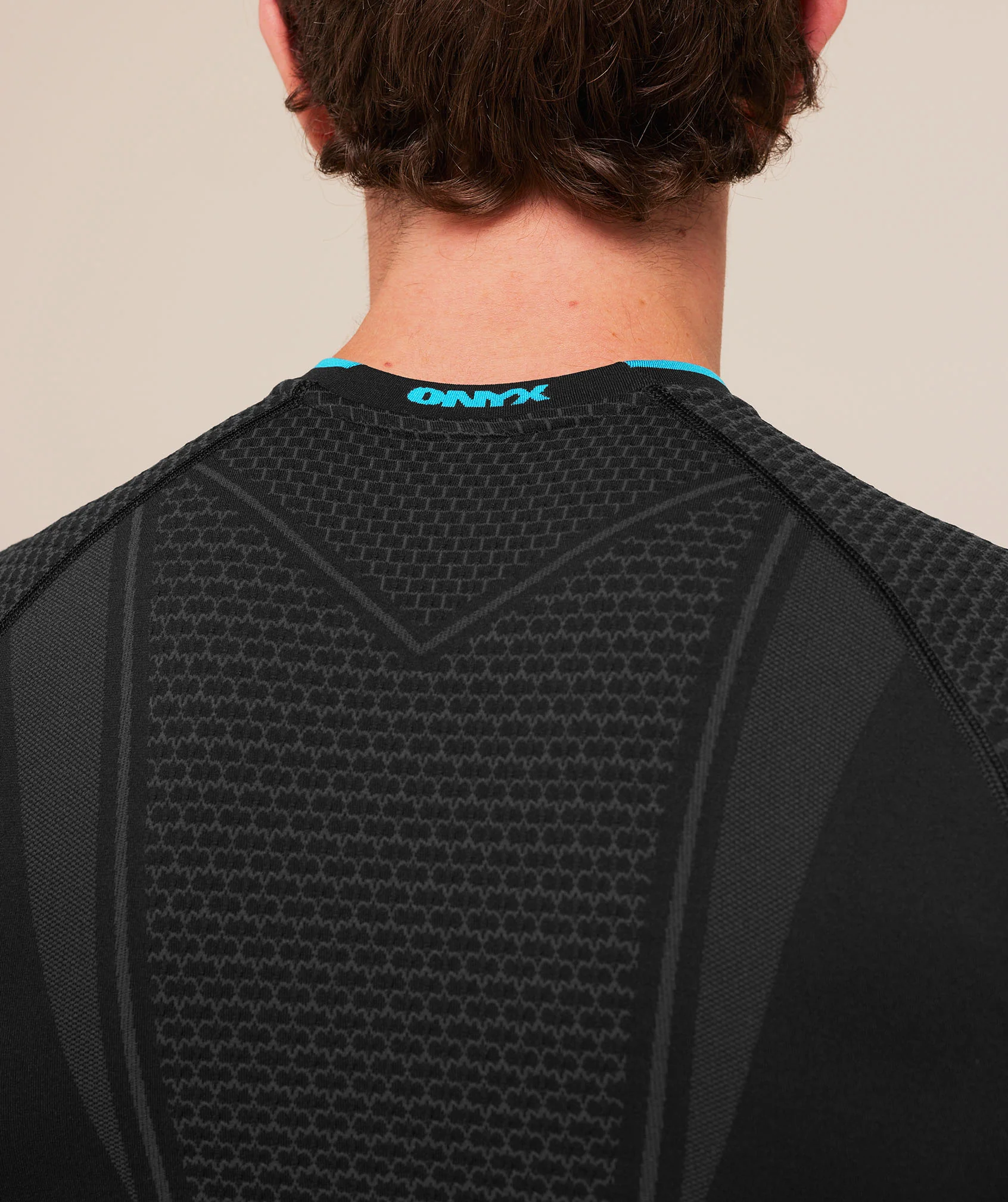 Gymshark Onyx V1 T-Shirt - Black/Onyx Grey/Brand Blue - Image 6