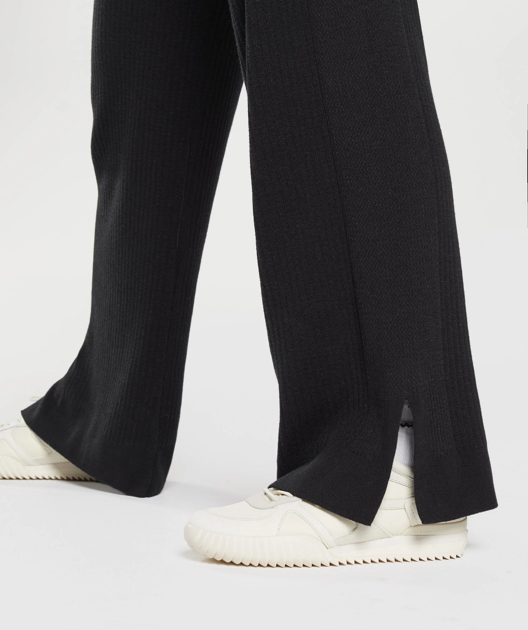 Gymshark Pause Knitwear Pants - Black/Onyx Grey - Image 7