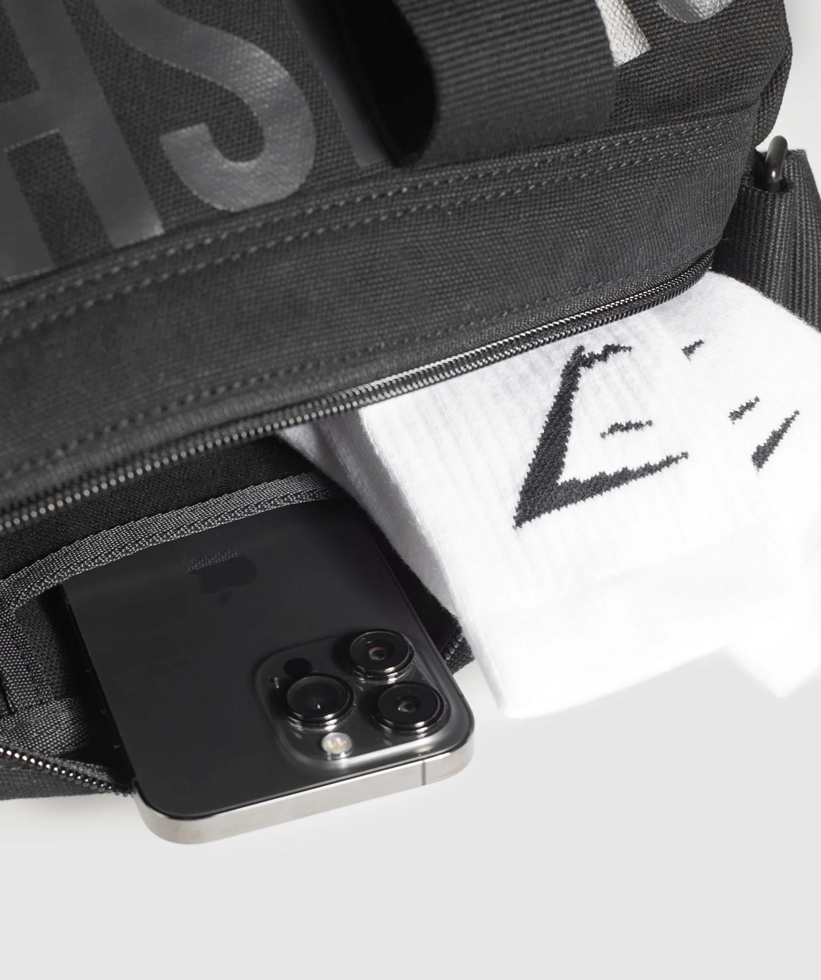 Gymshark Power Small Holdall - Black/Asphalt Grey - Image 5