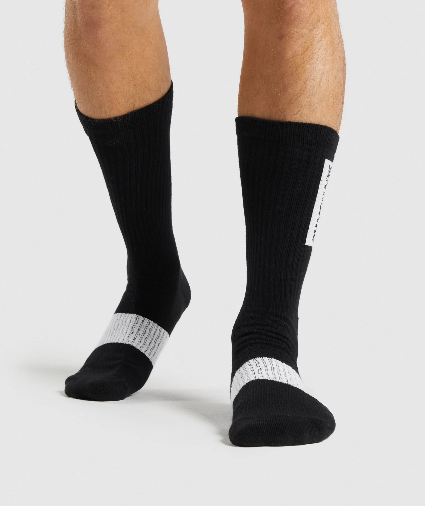 Gymshark Premium Logo Crew Socks (1pk) - Black - Image 2