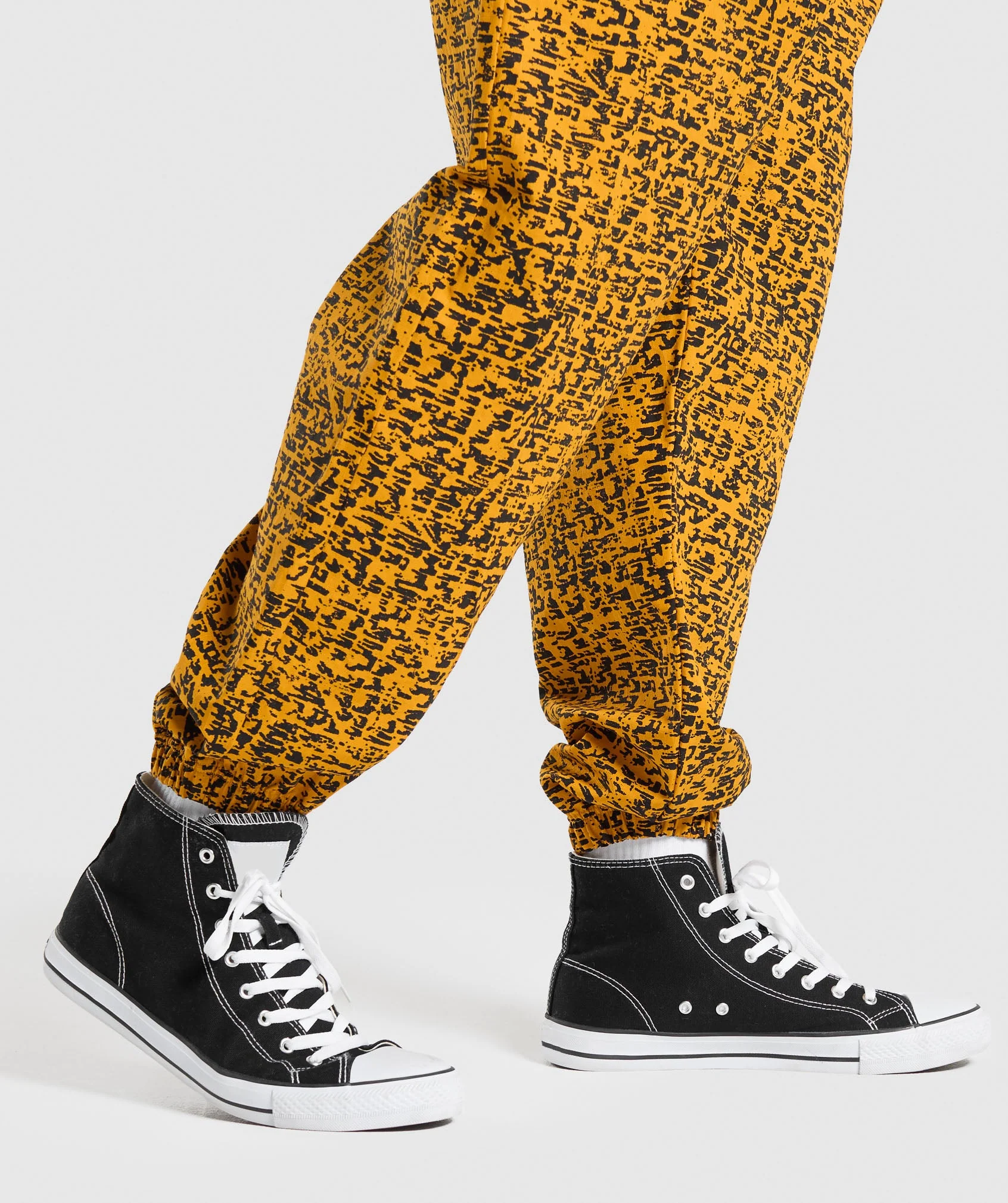 Gymshark Printed Pumper Pants - Burnt Yellow - Image 8
