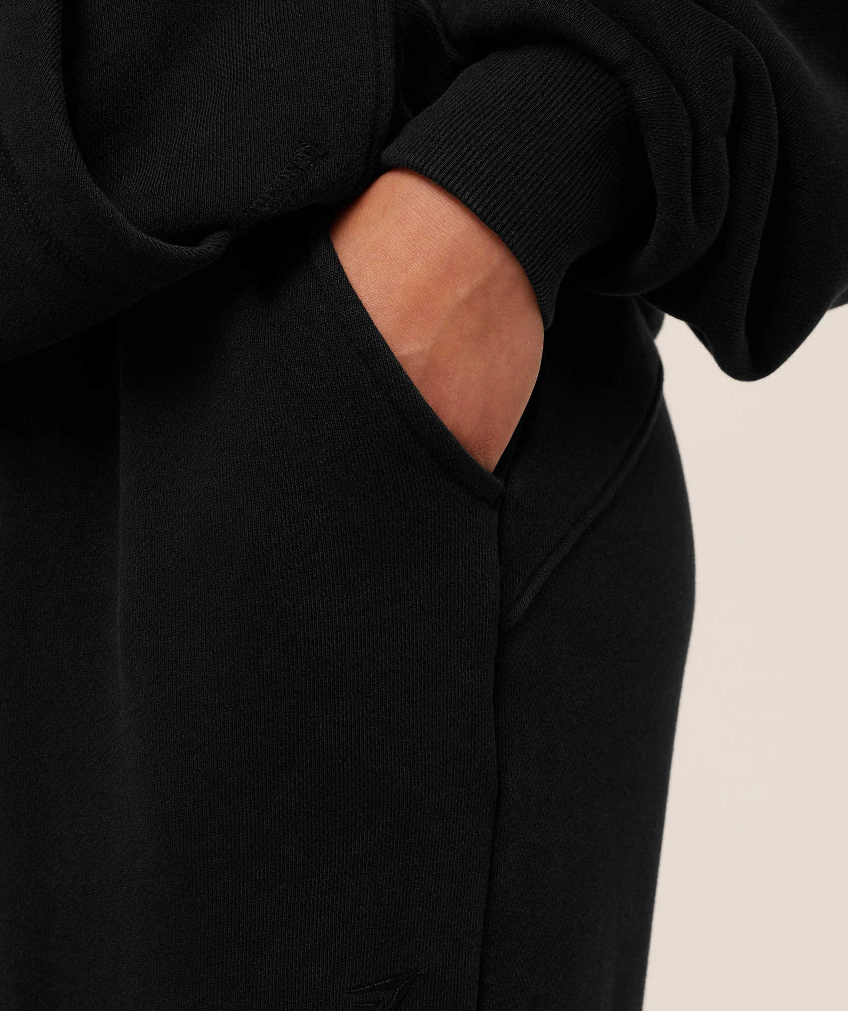 Gymshark Pump Cover Structured Fleece Pant - Black/Wash - Image 6