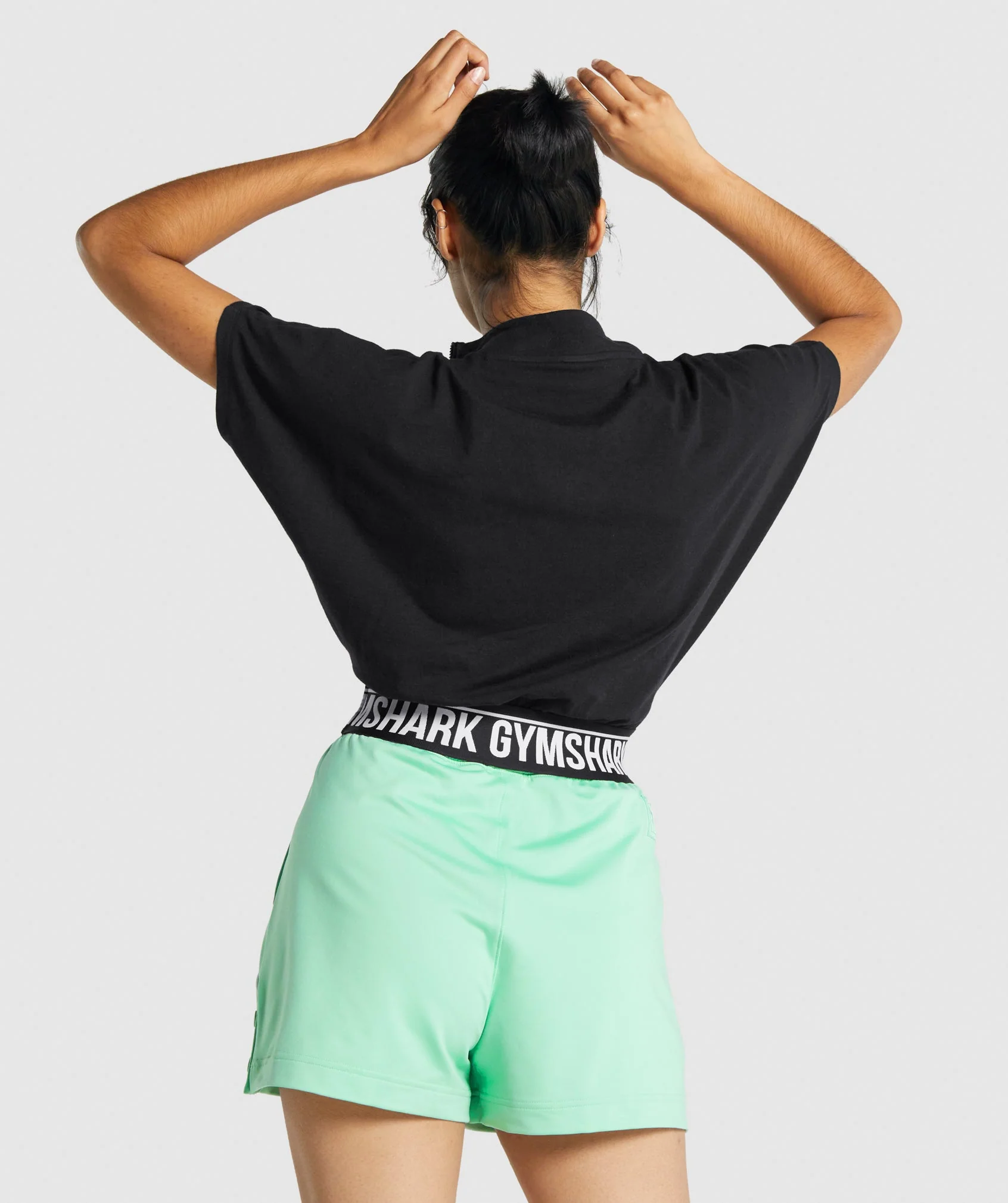 Gymshark Recess Crop 1/2 Zip Tee - Black - Image 2