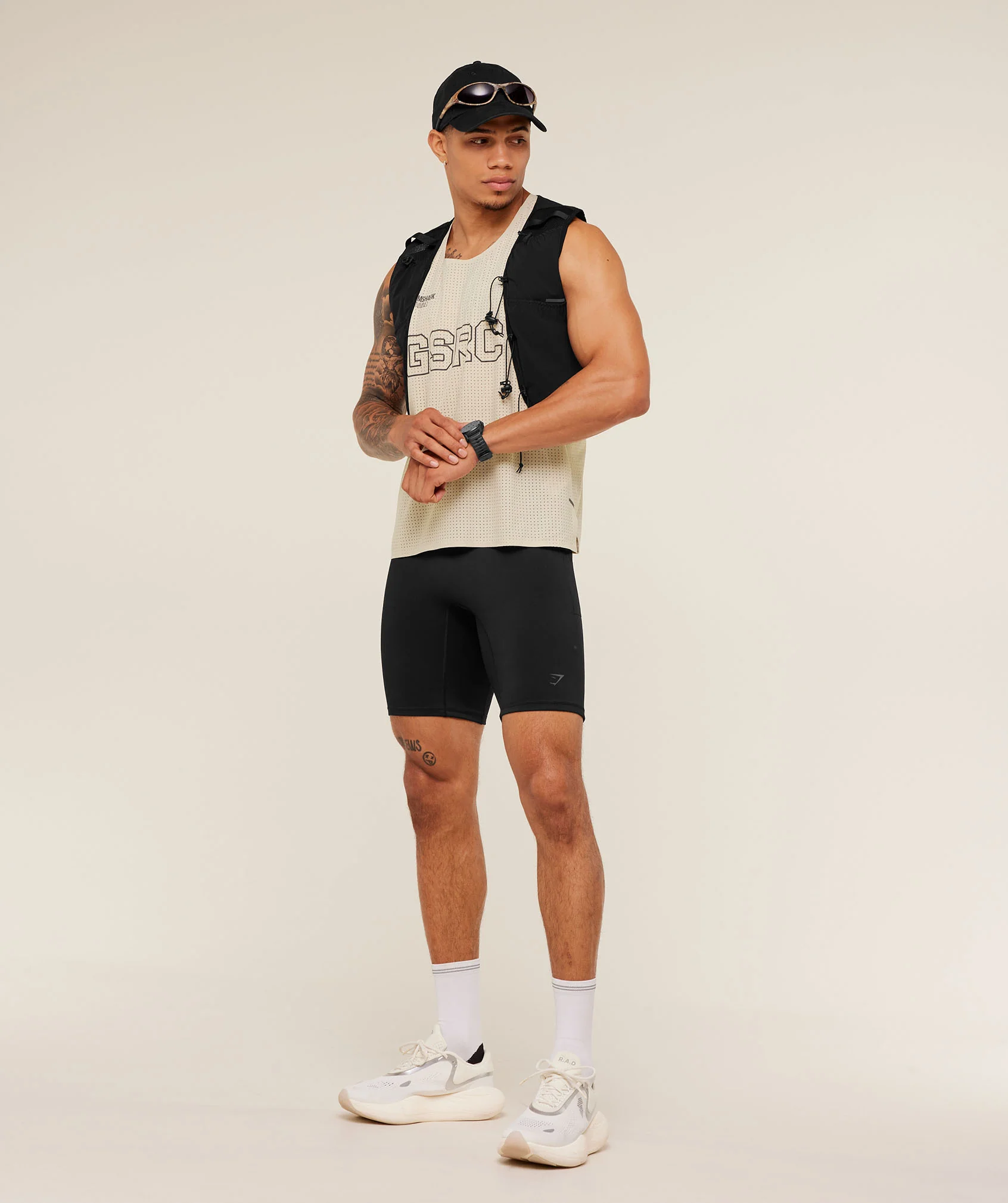 Gymshark Running Elite Race Vest - Pebble Grey - Image 4