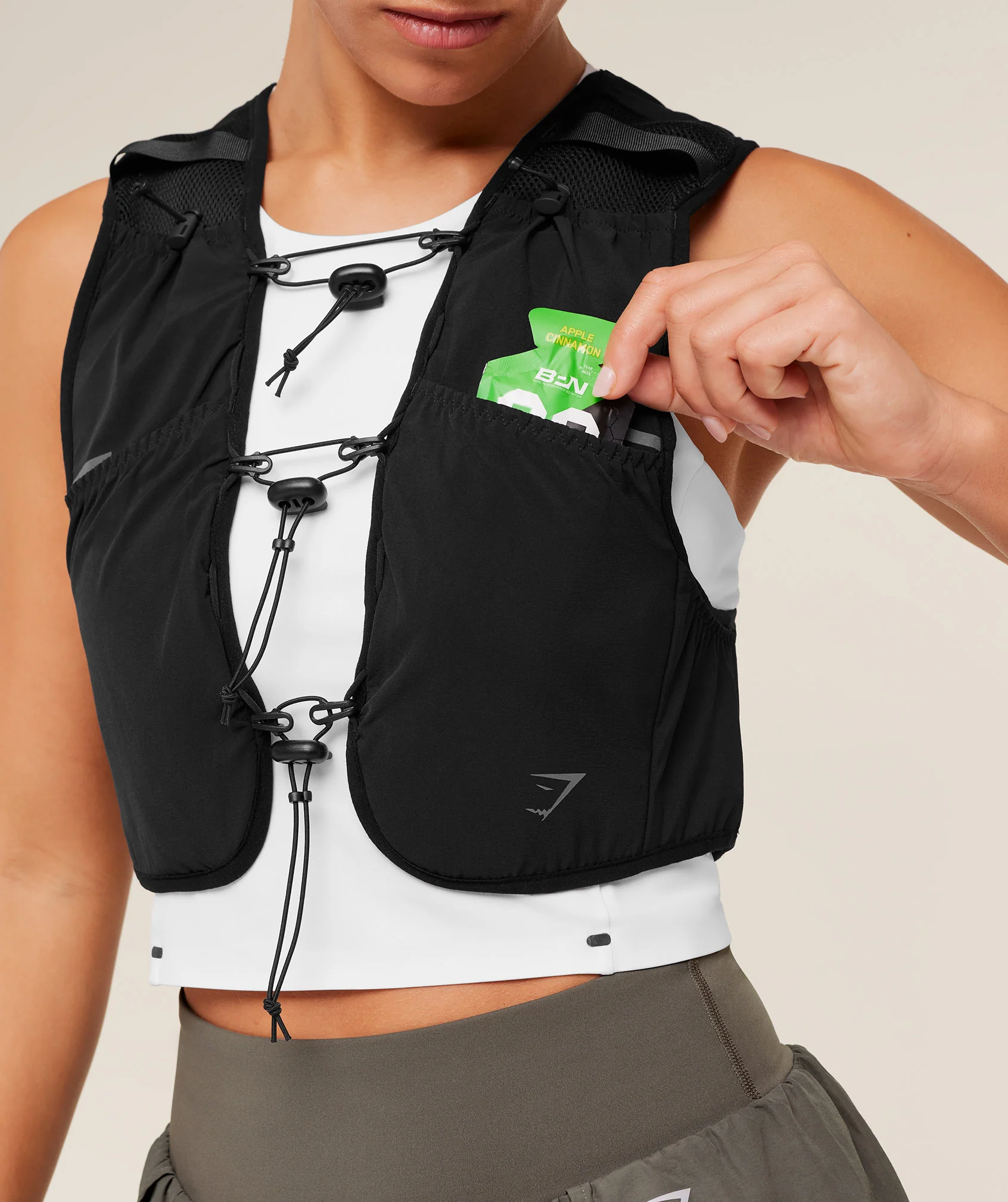 Gymshark Running Elite Hydration Vest - Black - Image 4