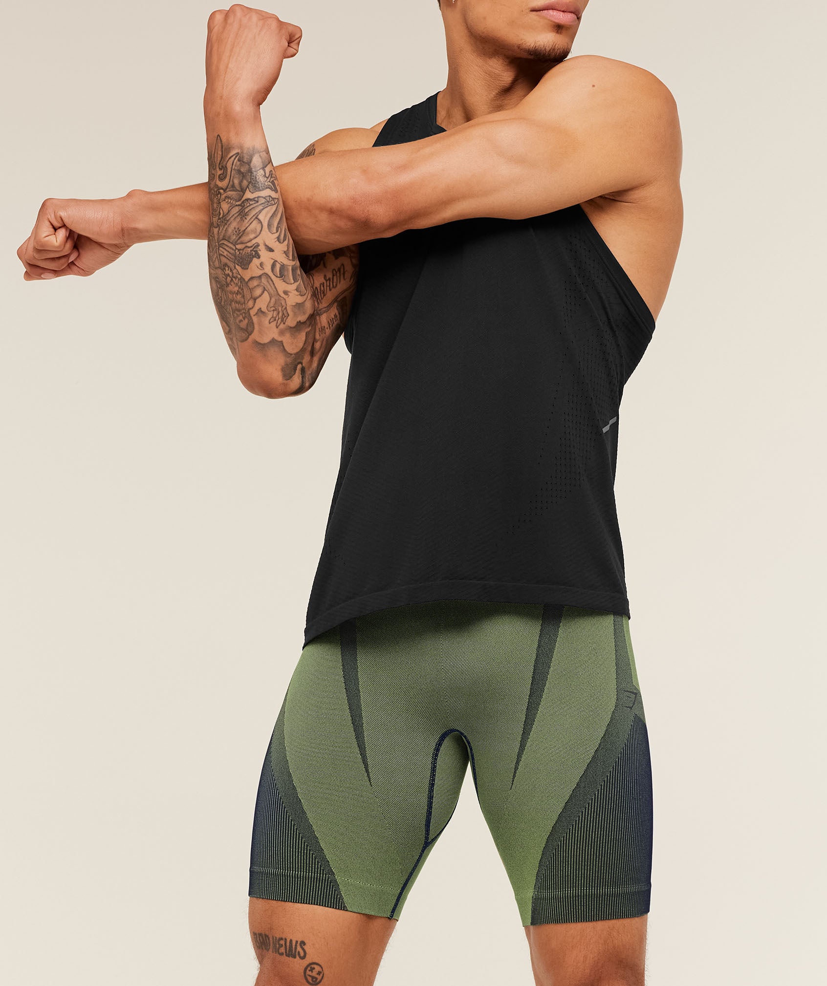Gymshark Seamless Running Half Tight - Stealth Blue / Sorbet Yellow - Image 5