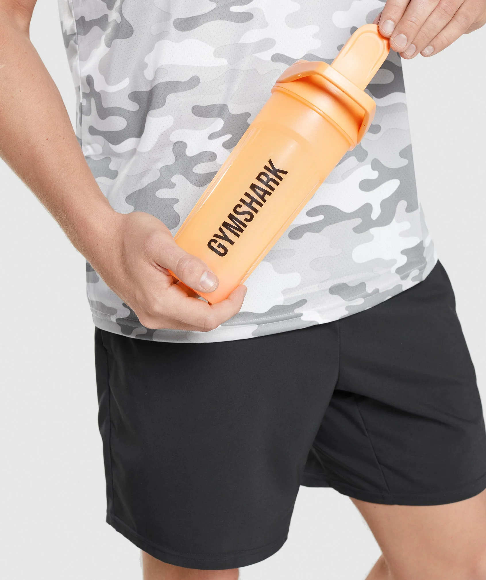 Gymshark Shaker Bottle - Apricot Orange - Image 2