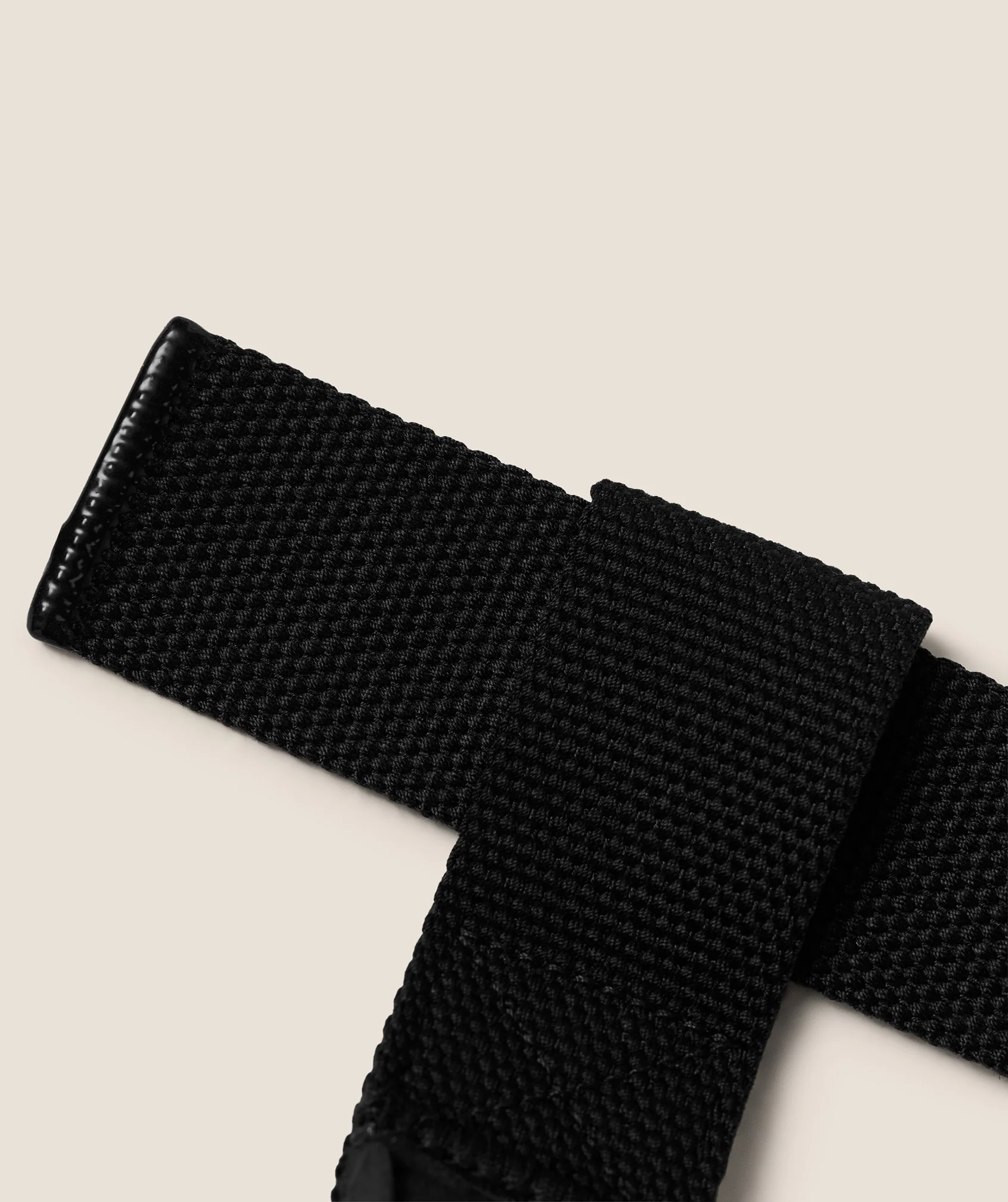 Gymshark Silicone Lifting Straps - Black - Image 4