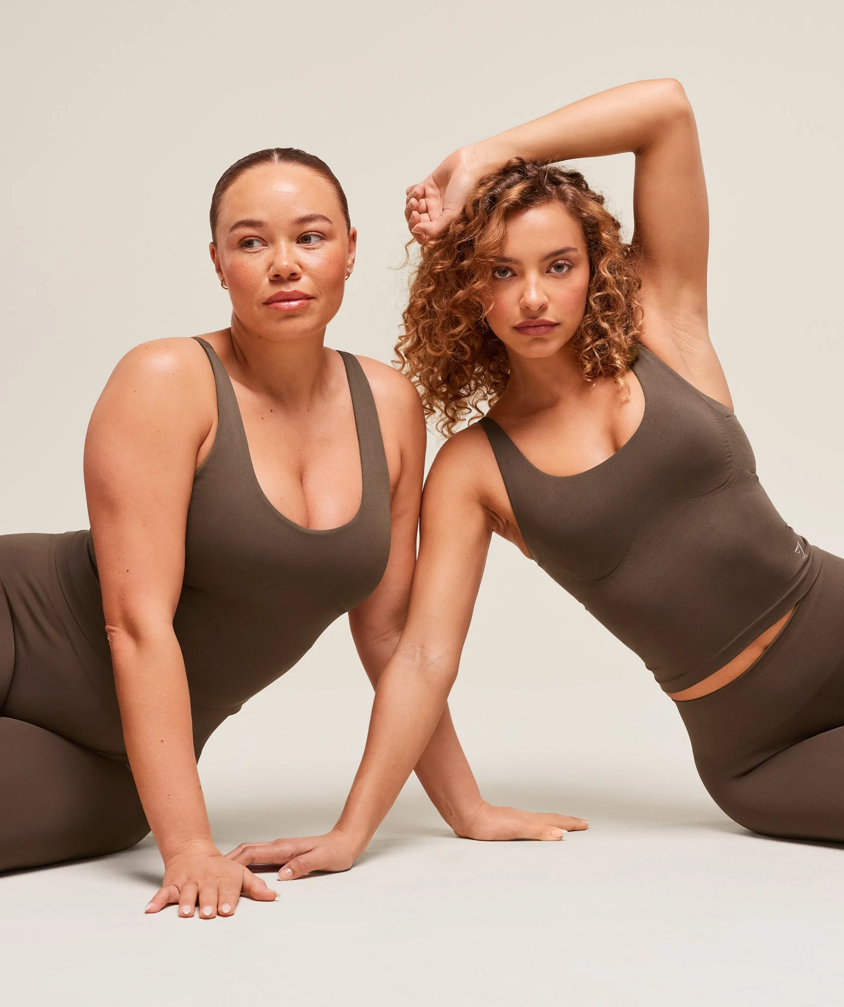 Gymshark Soft Sculpt Tank With Shelf - Walnut Brown - Image 6