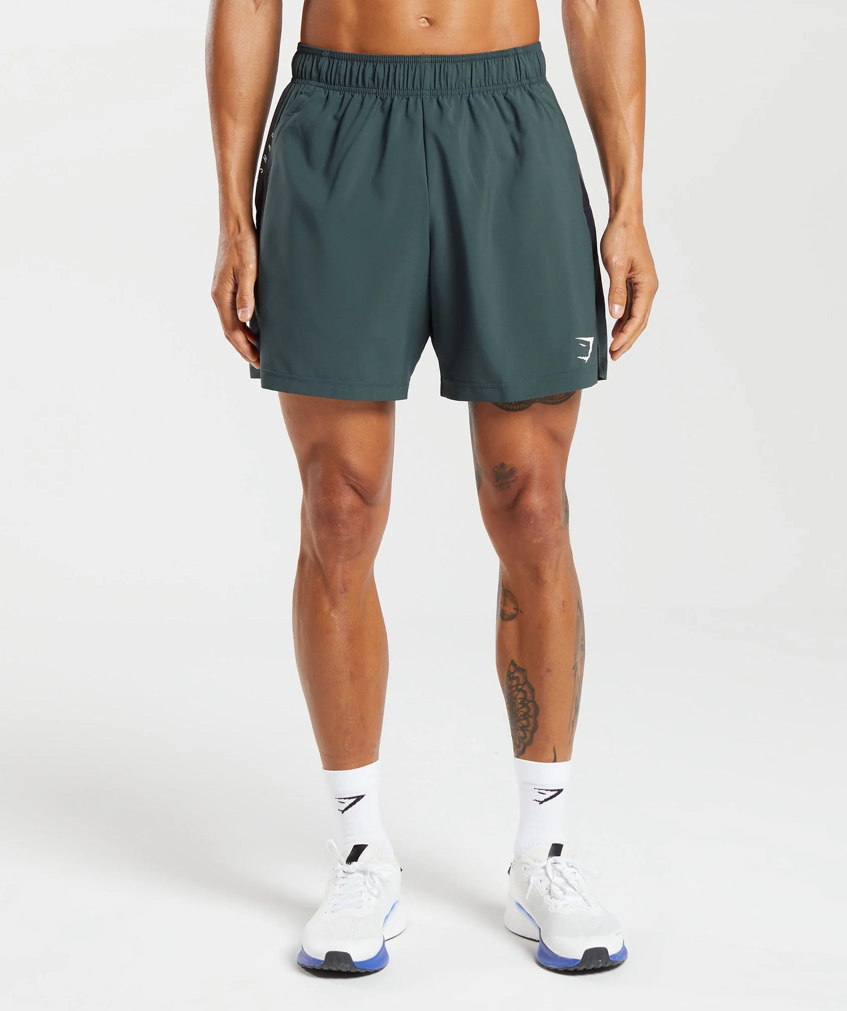Gymshark Sport 7" Shorts - Fog Green/Black