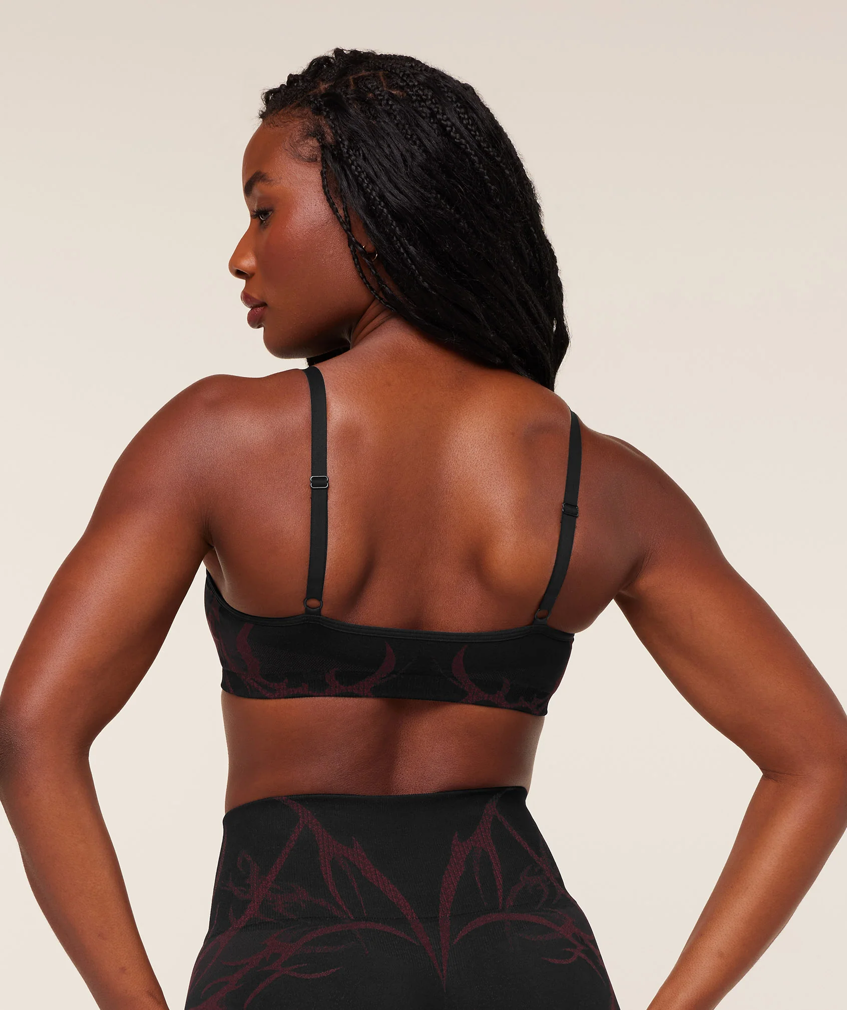 Gymshark Storm Seamless Sports Bra - Black/Rich Maroon - Image 2