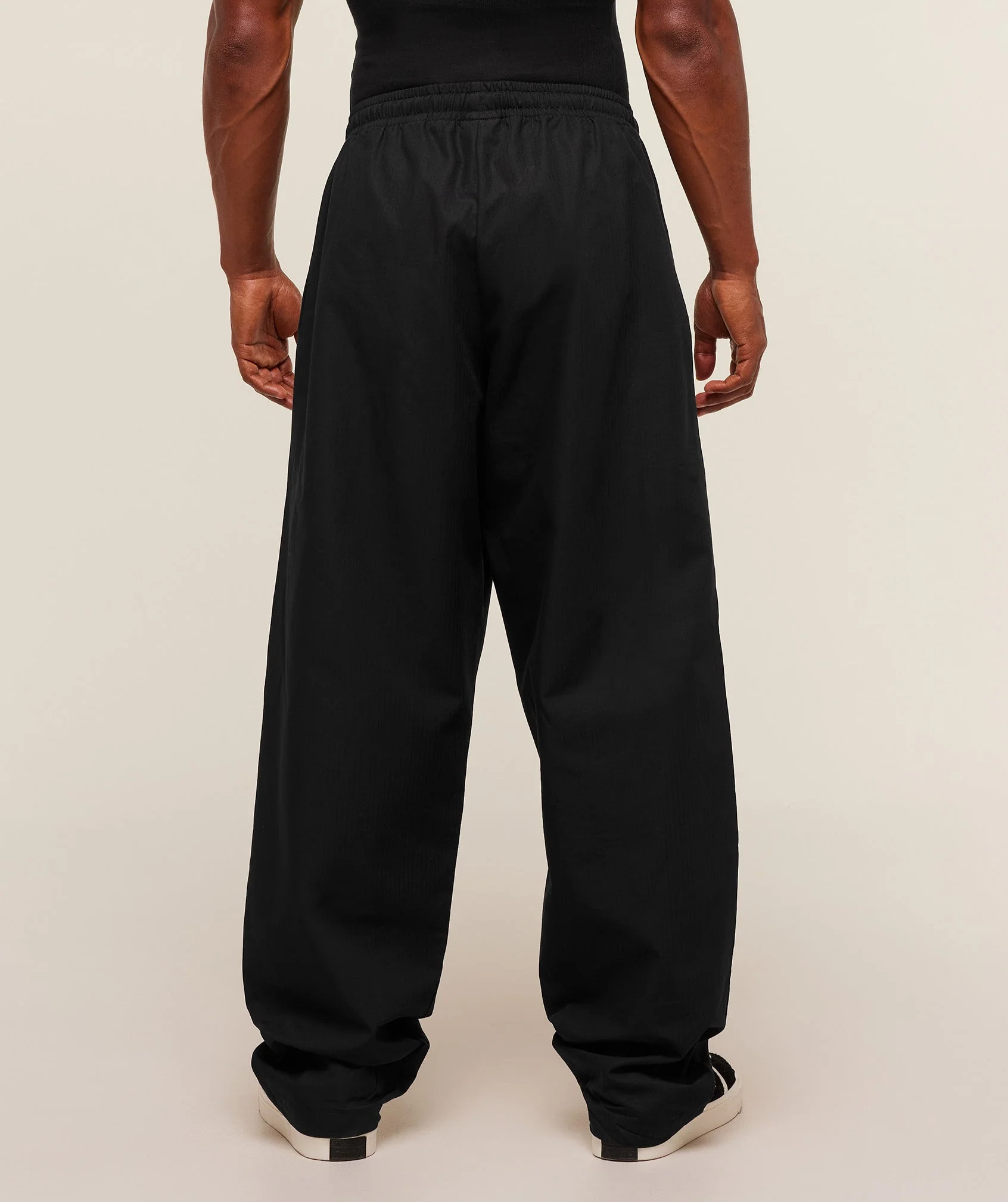 Gymshark Straight Leg Pumper Pants - Black - Image 2